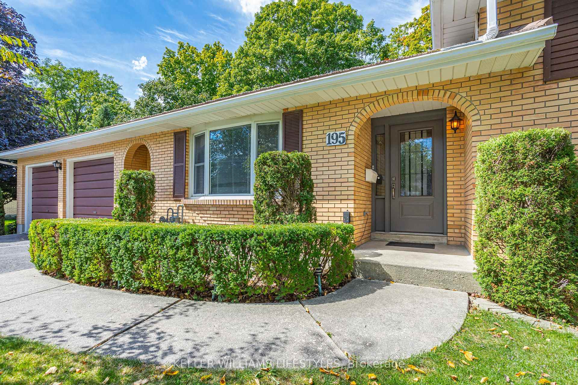 Photo 5 of 195 Queen Street, North Middlesex, Ailsa Craig — HOMEH