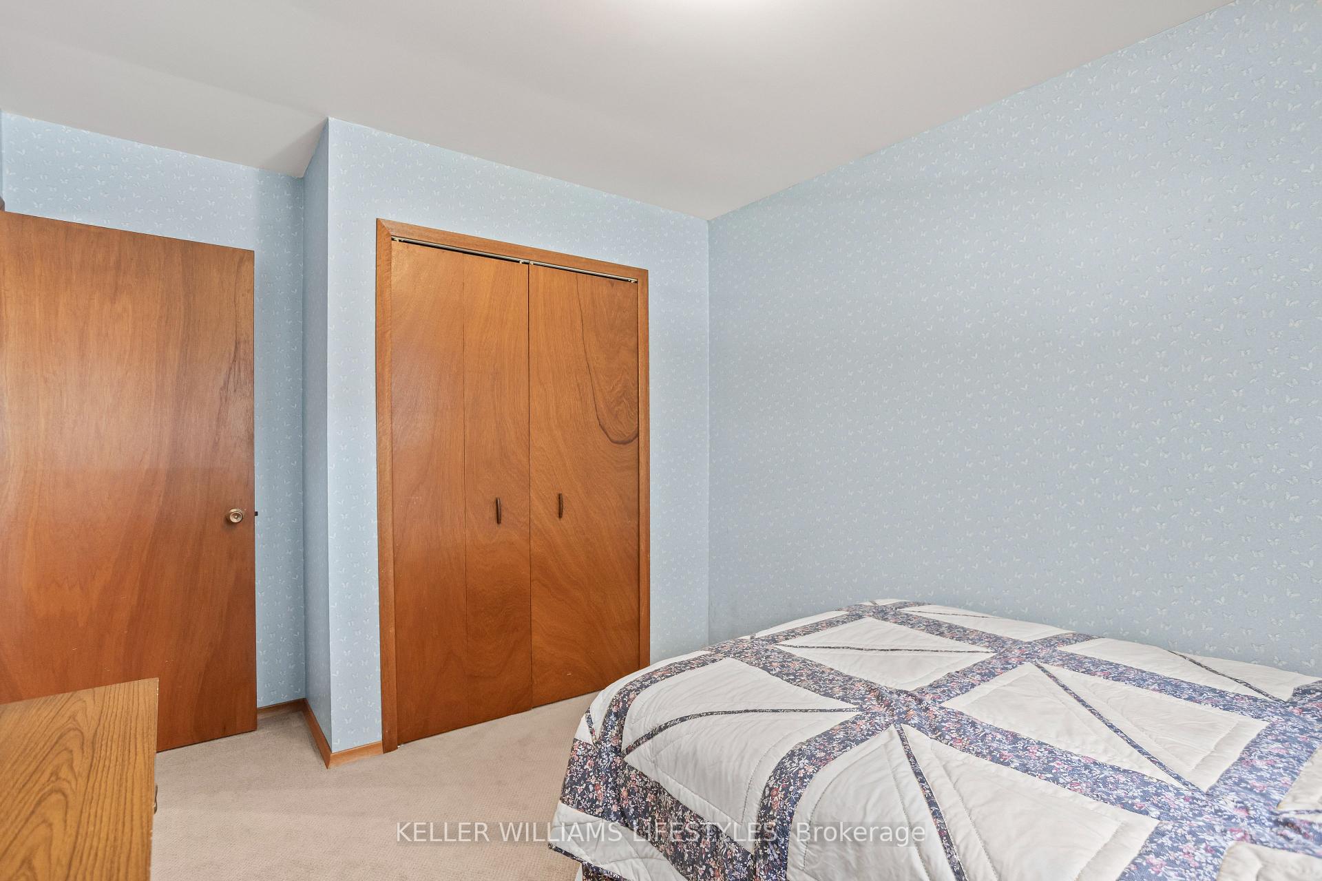 Photo 17 of 195 Queen Street, North Middlesex, Ailsa Craig — HOMEH