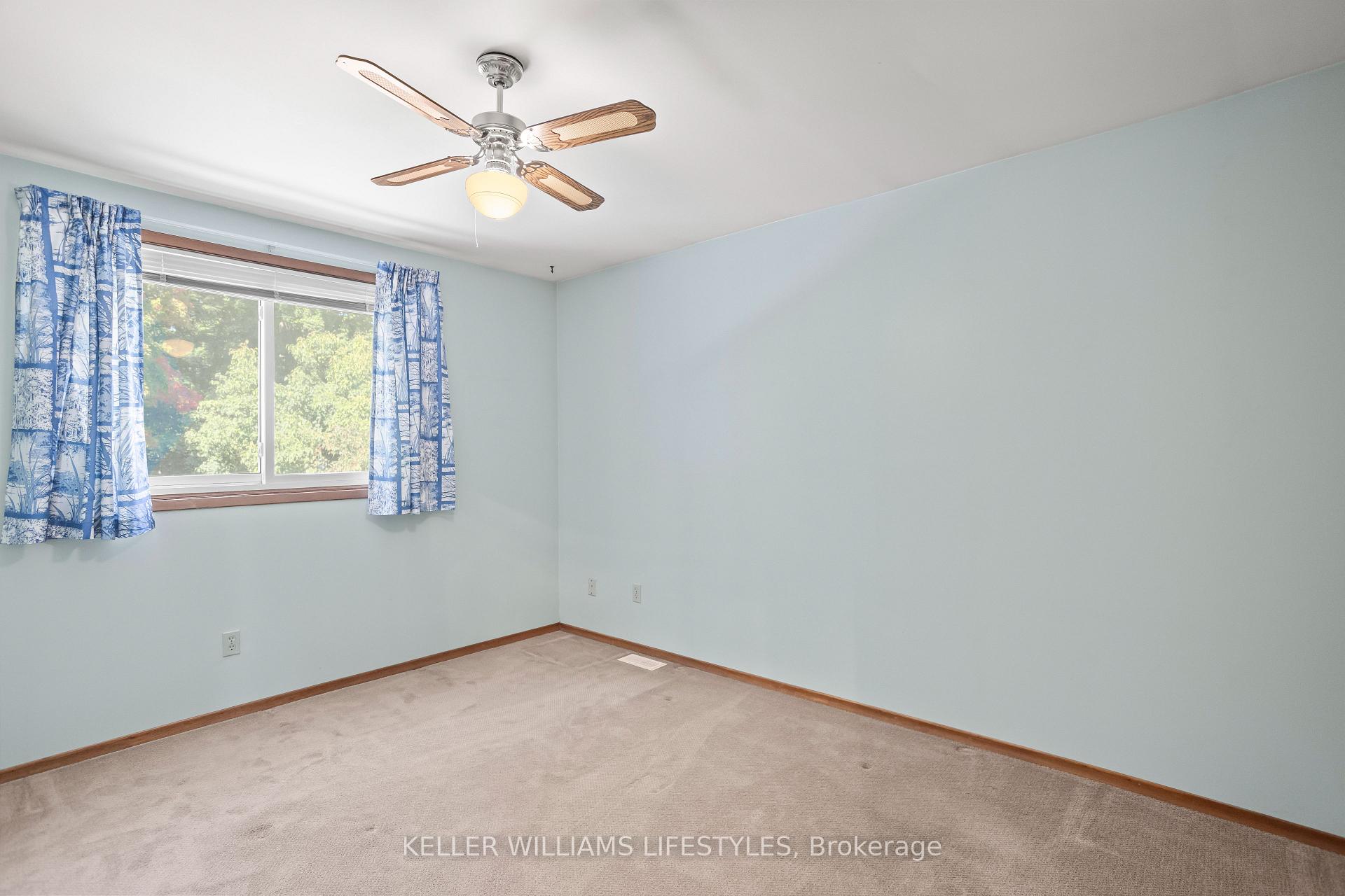 Photo 19 of 195 Queen Street, North Middlesex, Ailsa Craig — HOMEH