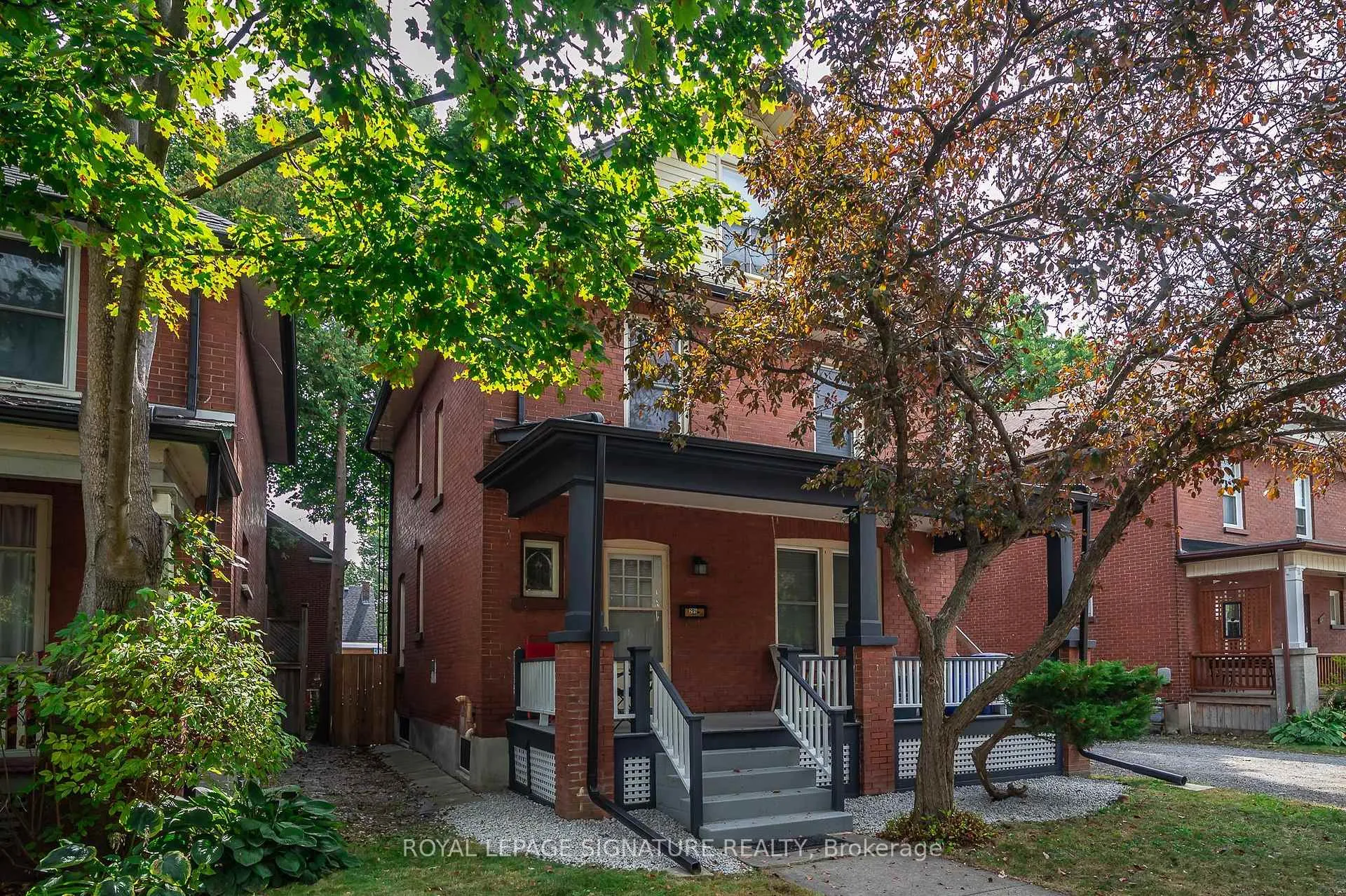 Photo 2 of 295 Arthur Street, Oshawa, Central — HOMEH