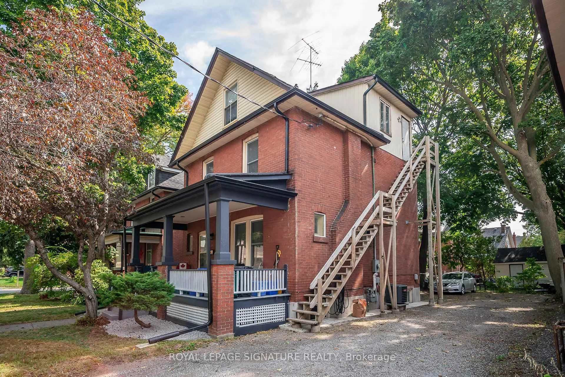 Photo 3 of 295 Arthur Street, Oshawa, Central — HOMEH