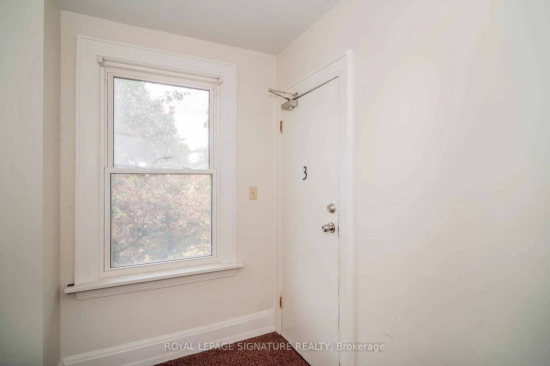 Photo 8 of 295 Arthur Street, Oshawa, Central — HOMEH