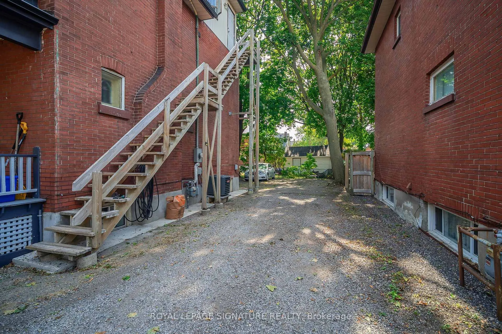 Photo 31 of 295 Arthur Street, Oshawa, Central — HOMEH