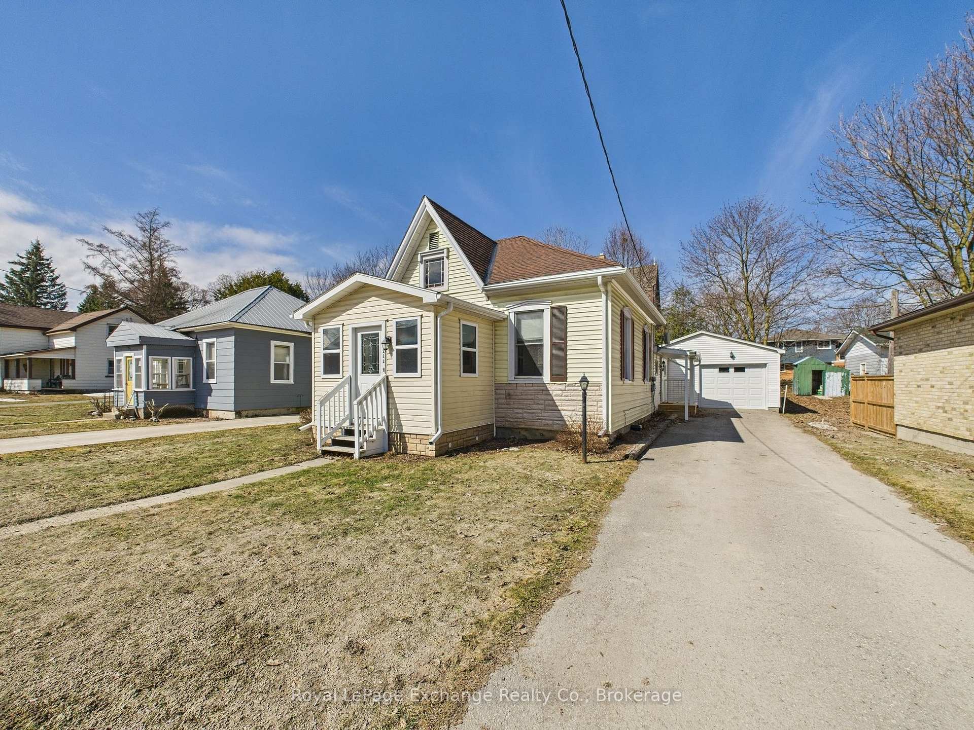 Photo 1 of 222 Edward Street, North Huron, Wingham — HOMEH