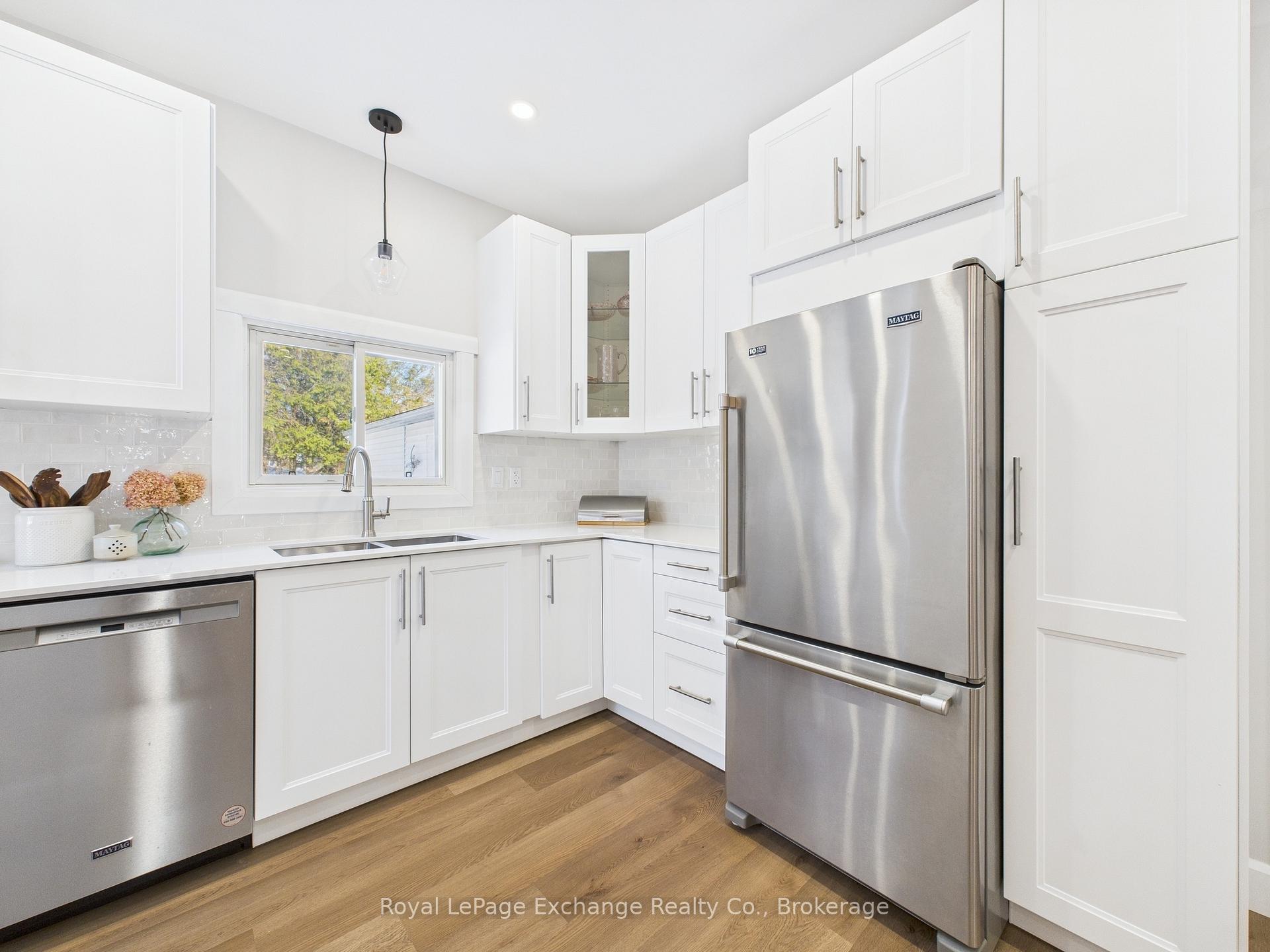 Photo 10 of 222 Edward Street, North Huron, Wingham — HOMEH