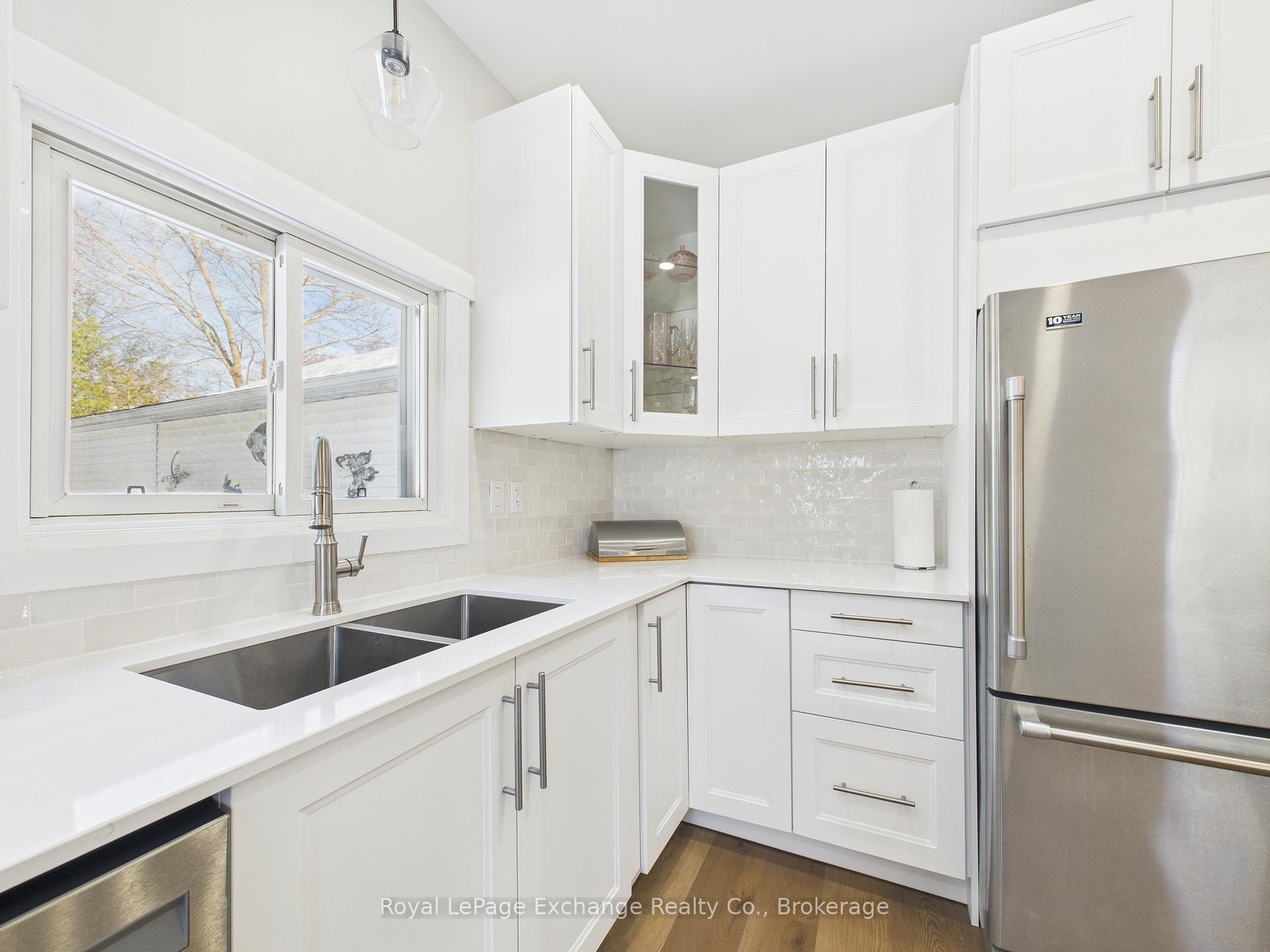 Photo 11 of 222 Edward Street, North Huron, Wingham — HOMEH