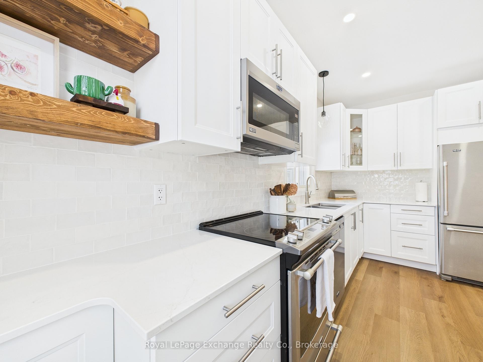 Photo 14 of 222 Edward Street, North Huron, Wingham — HOMEH