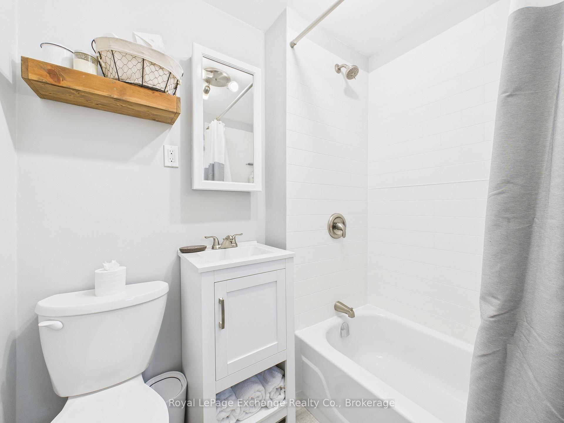 Photo 15 of 222 Edward Street, North Huron, Wingham — HOMEH