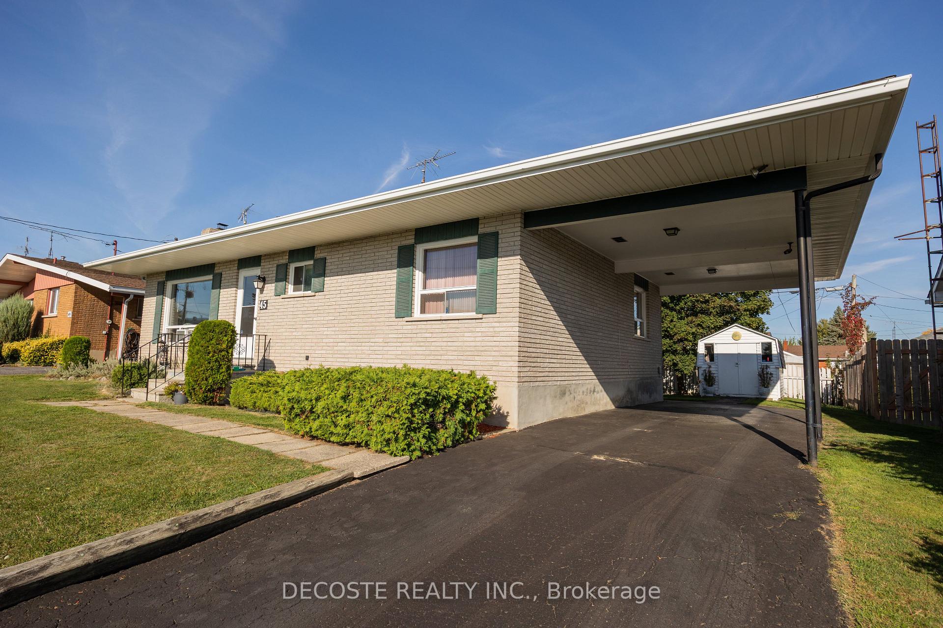Photo 3 of 45 Clement Street, North Glengarry, Alexandria — HOMEH