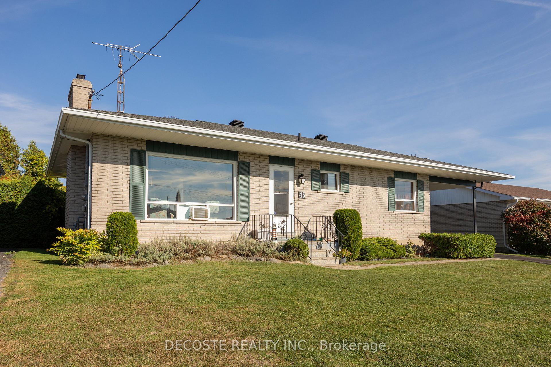 Photo 28 of 45 Clement Street, North Glengarry, Alexandria — HOMEH