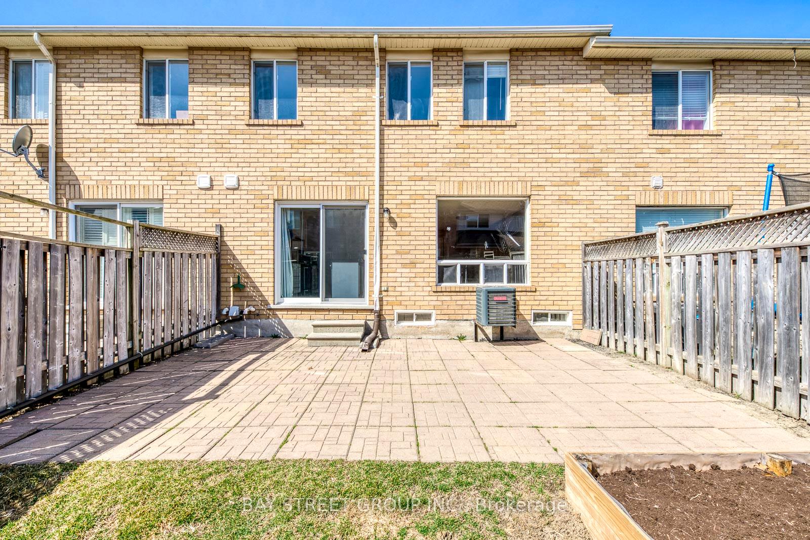 Photo 37 of 1038 Barclay Circle, Milton, Beaty — HOMEH