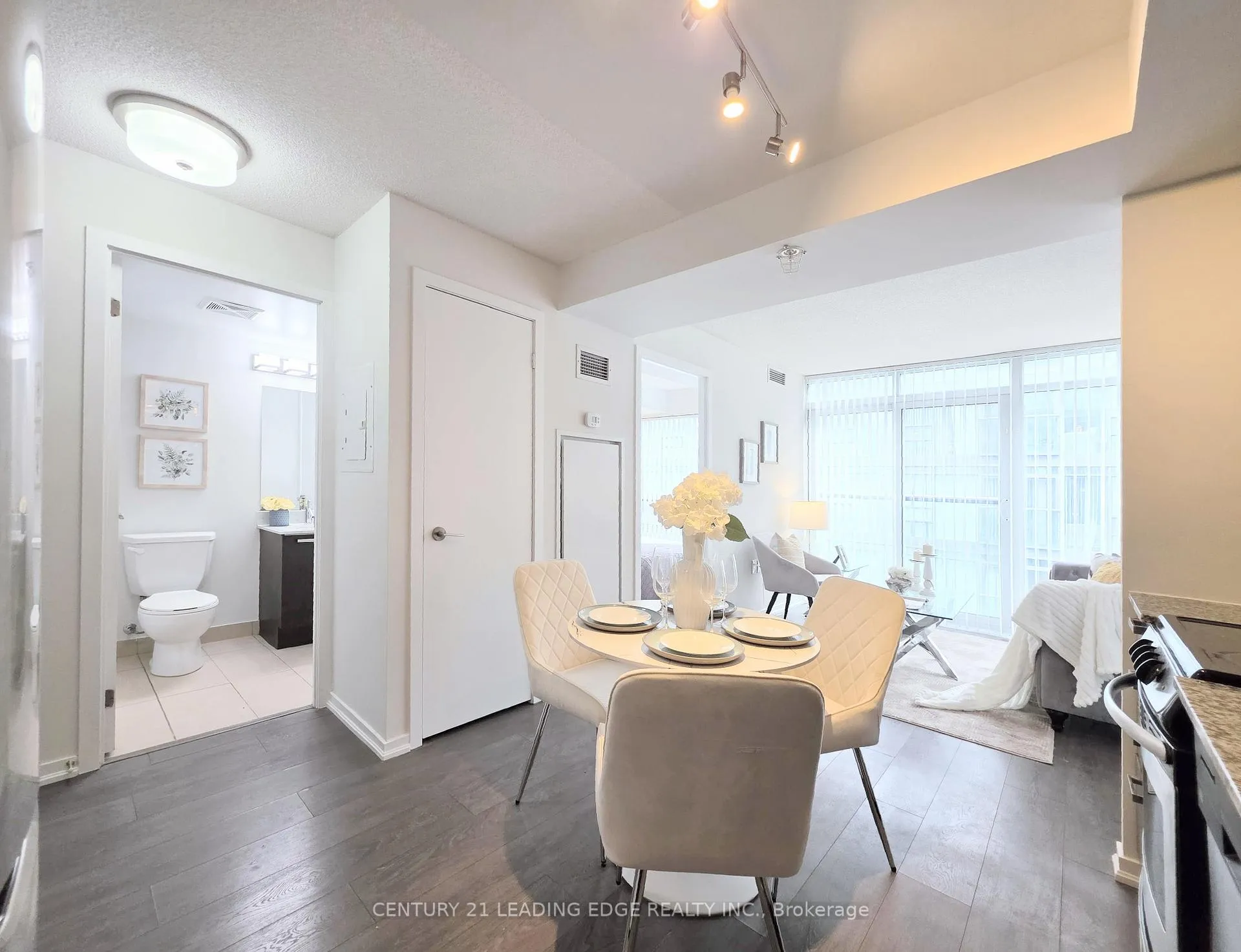 Photo 3 of Unit 1907E, 36 Lisgar Street, Toronto, Little Portugal — HOMEH