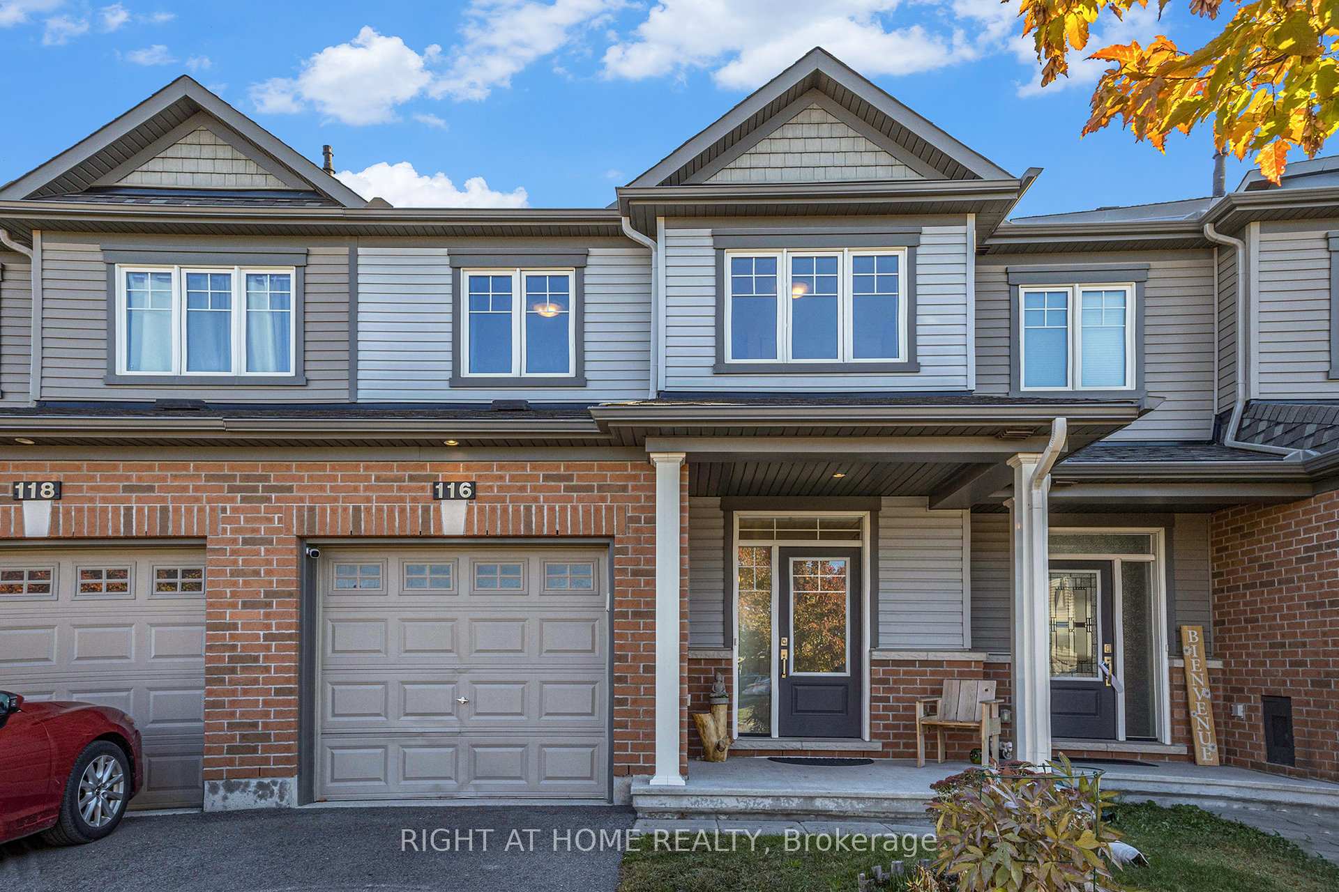 Photo 2 of 116 Yellowcress Way, Ottawa, Avalon West — HOMEH