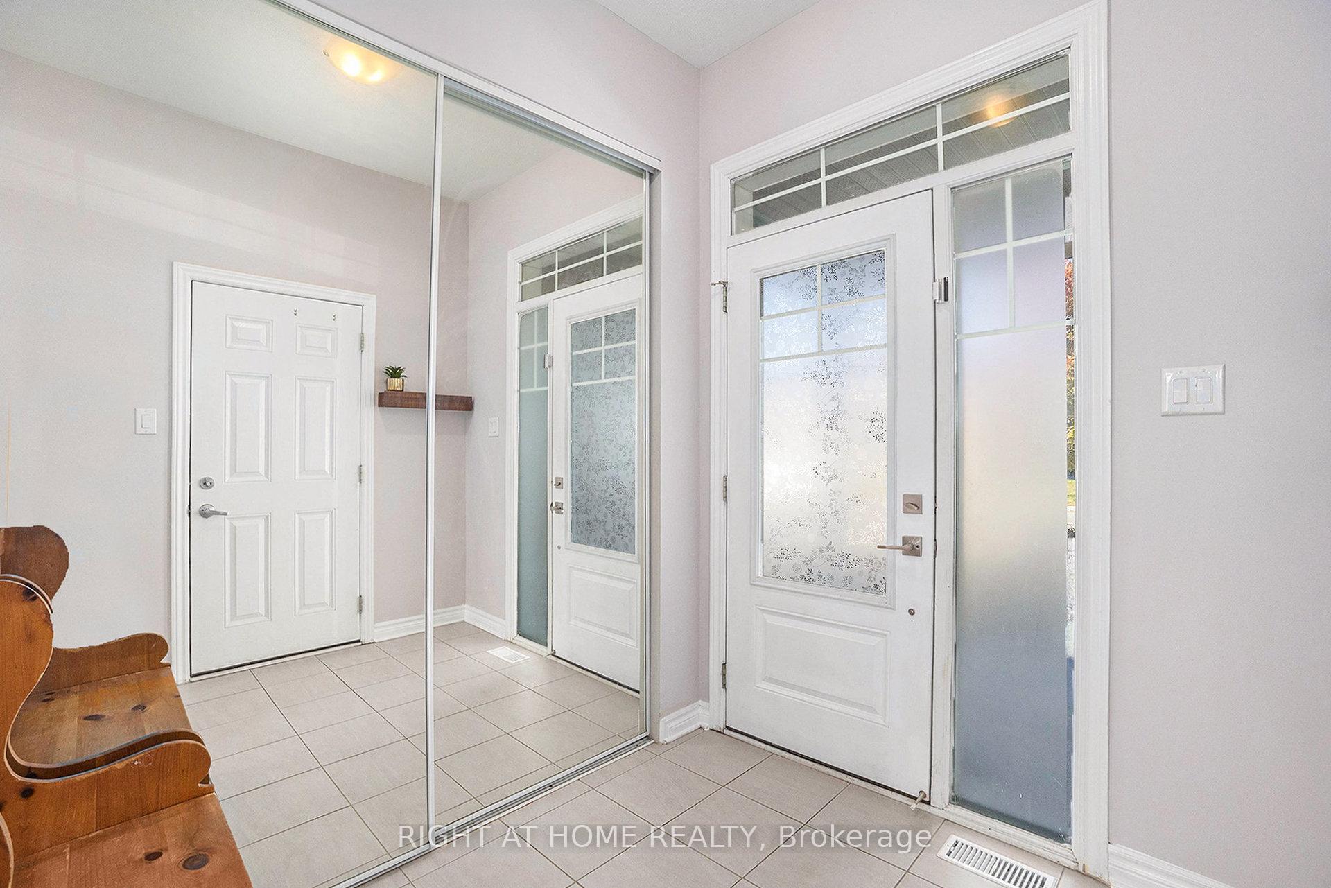 Photo 4 of 116 Yellowcress Way, Ottawa, Avalon West — HOMEH