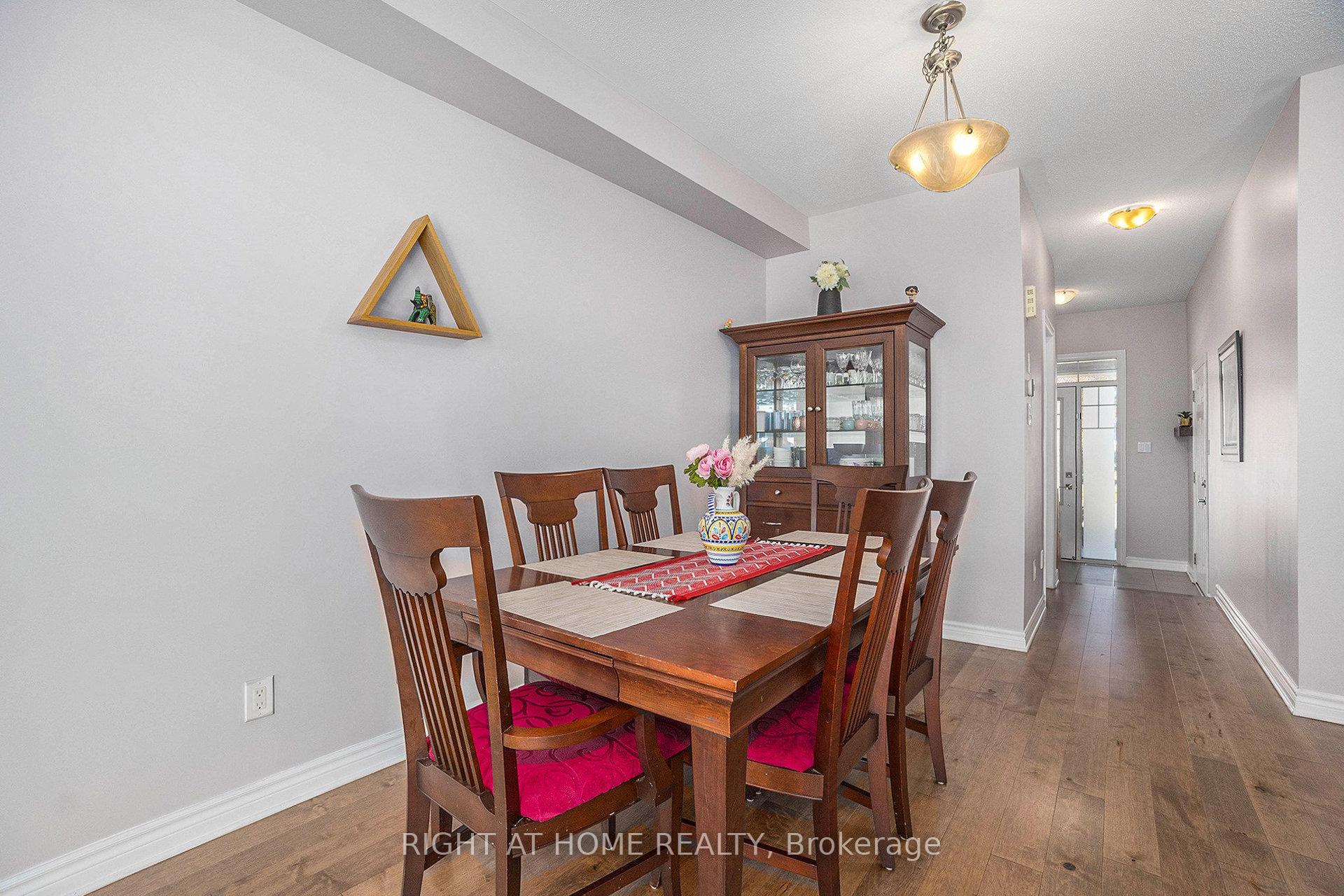 Photo 9 of 116 Yellowcress Way, Ottawa, Avalon West — HOMEH