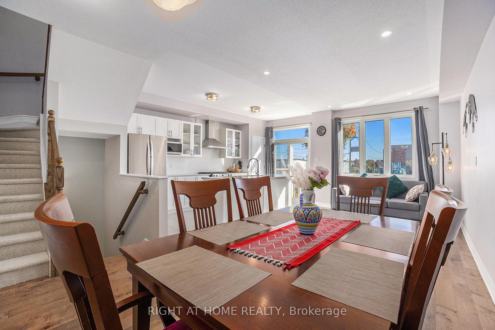Photo 11 of 116 Yellowcress Way, Ottawa, Avalon West — HOMEH
