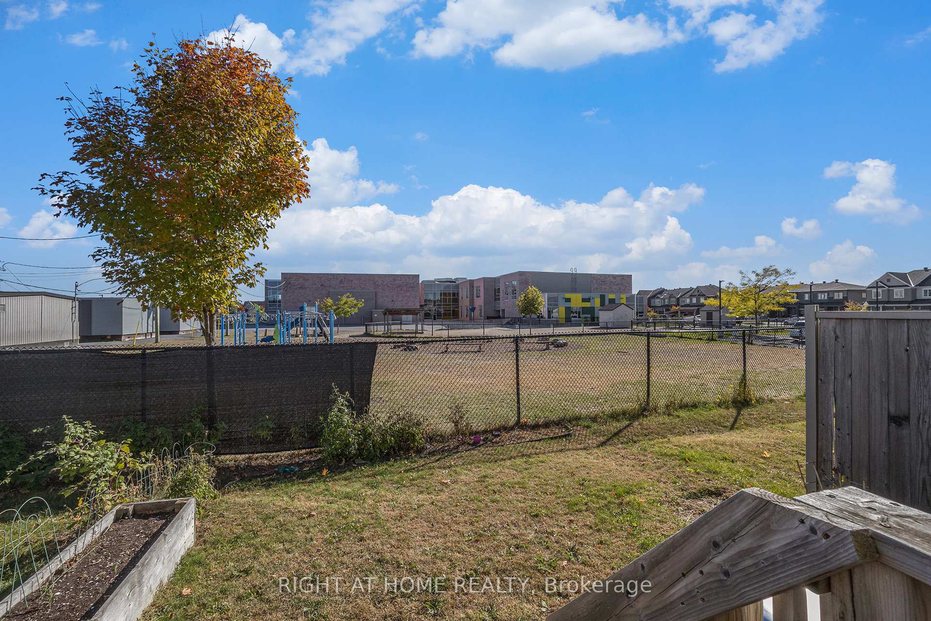 Photo 29 of 116 Yellowcress Way, Ottawa, Avalon West — HOMEH