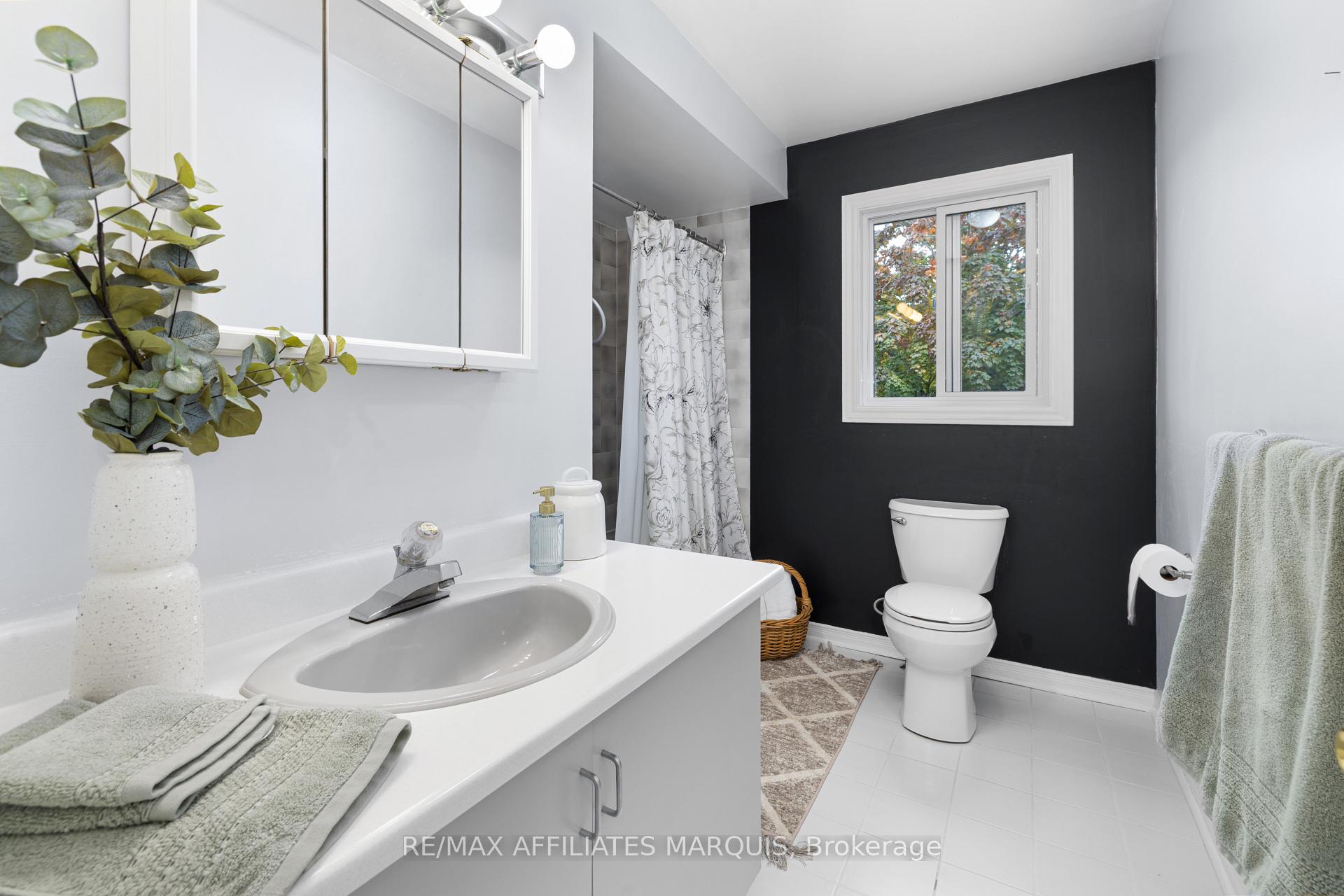 Photo 28 of 20 Garden Avenue, Perth — HOMEH