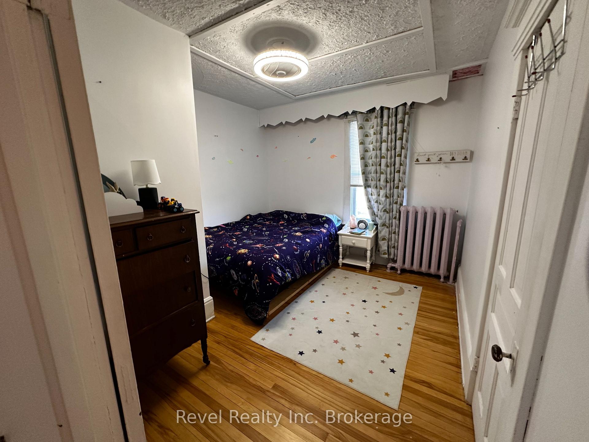 Photo 12 of 551 First Avenue E, North Bay, Central — HOMEH