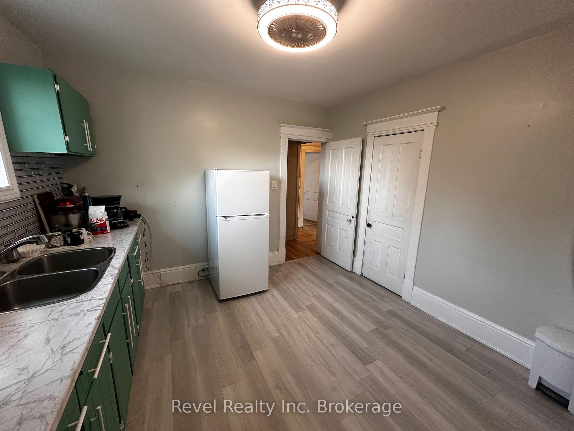 Photo 18 of 551 First Avenue E, North Bay, Central — HOMEH