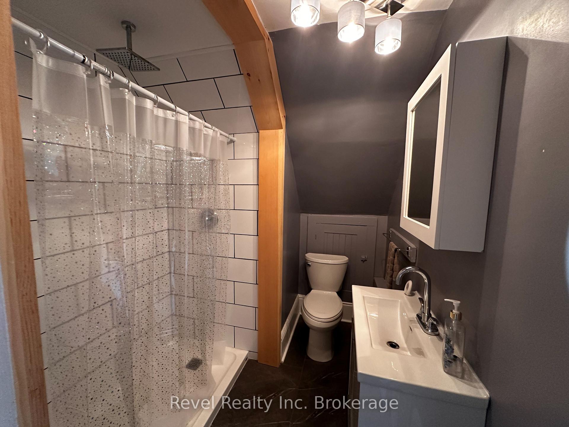 Photo 19 of 551 First Avenue E, North Bay, Central — HOMEH