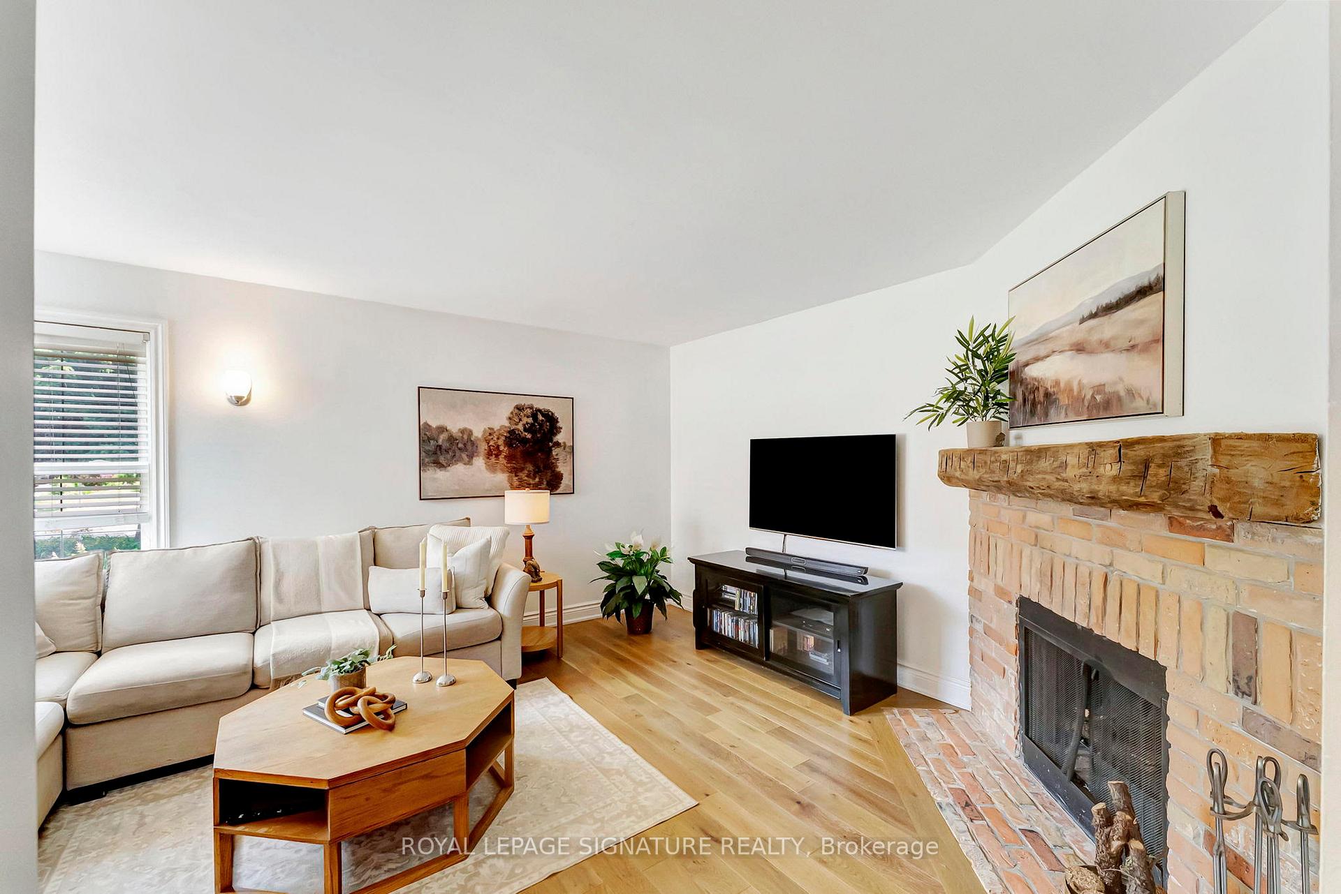 Photo 10 of 873 Laurier Avenue, Milton, Timberlea — HOMEH