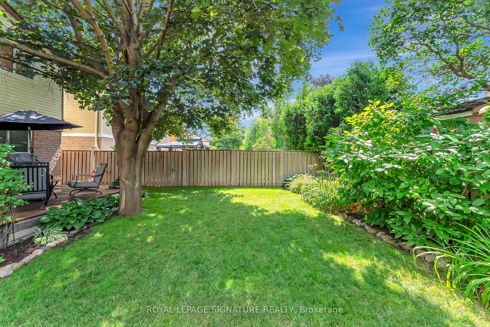 Photo 26 of 873 Laurier Avenue, Milton, Timberlea — HOMEH