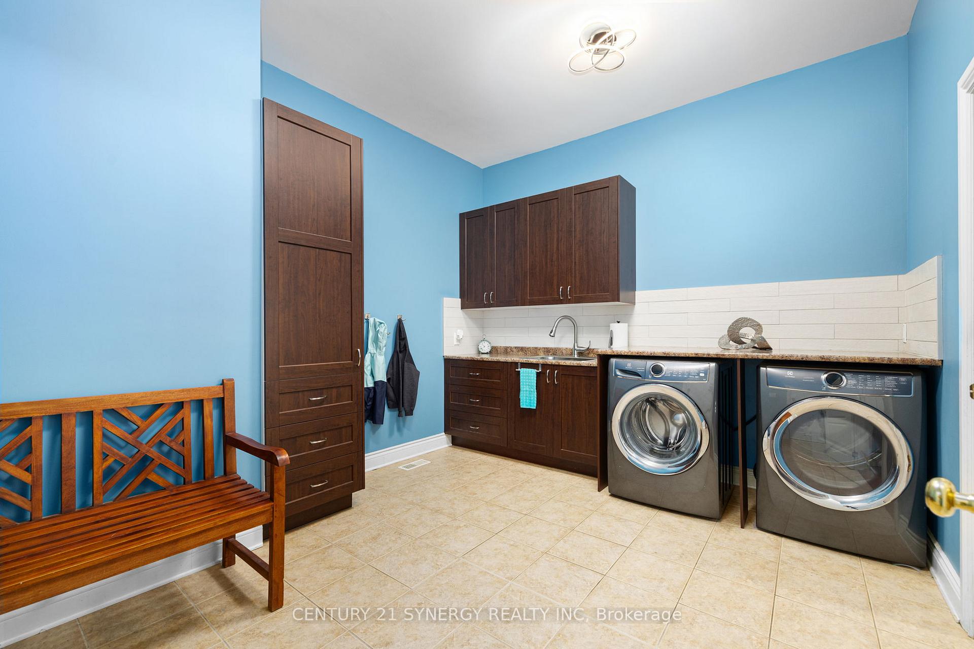 Photo 15 of 1281 Georges Vanier Drive N, Ottawa, Cumberland Ridge — HOMEH