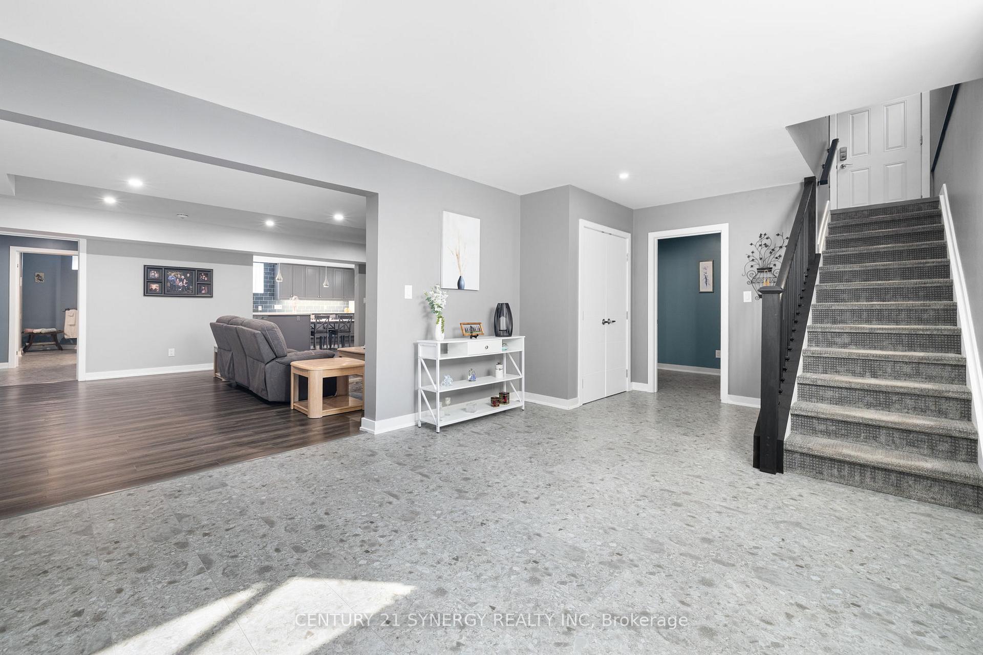 Photo 34 of 1281 Georges Vanier Drive N, Ottawa, Cumberland Ridge — HOMEH