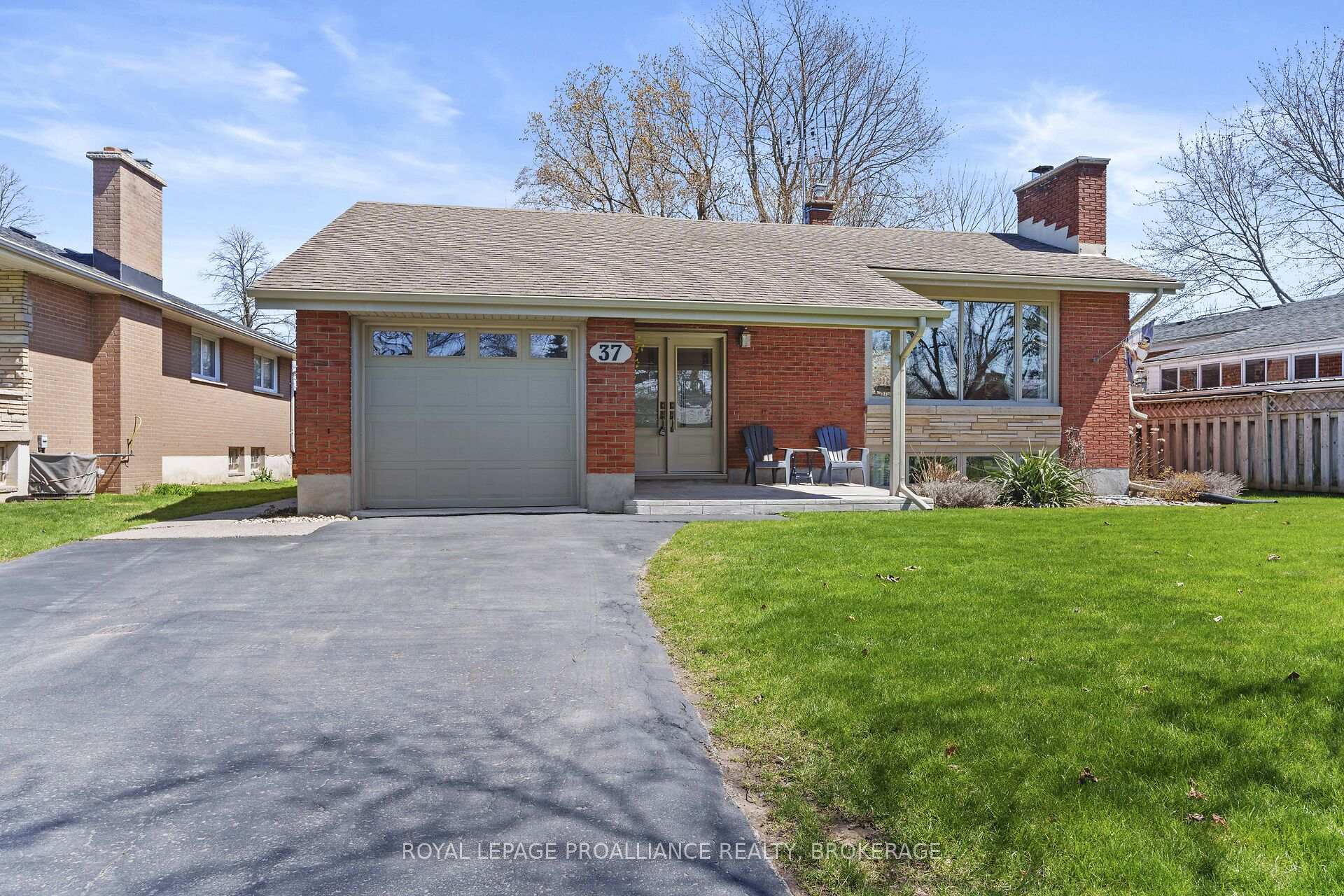 Photo 1 of 37 Robert Wallace Drive, Kingston, Central City West — HOMEH