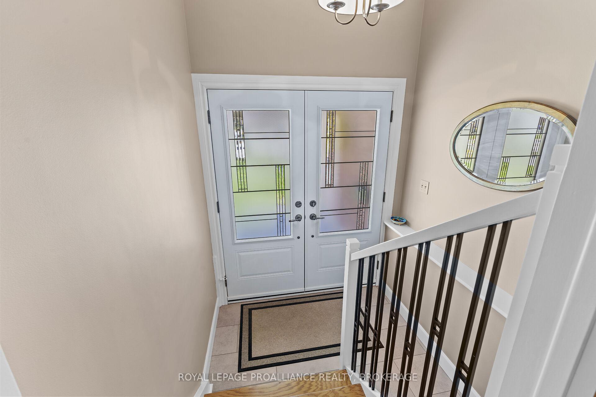 Photo 5 of 37 Robert Wallace Drive, Kingston, Central City West — HOMEH