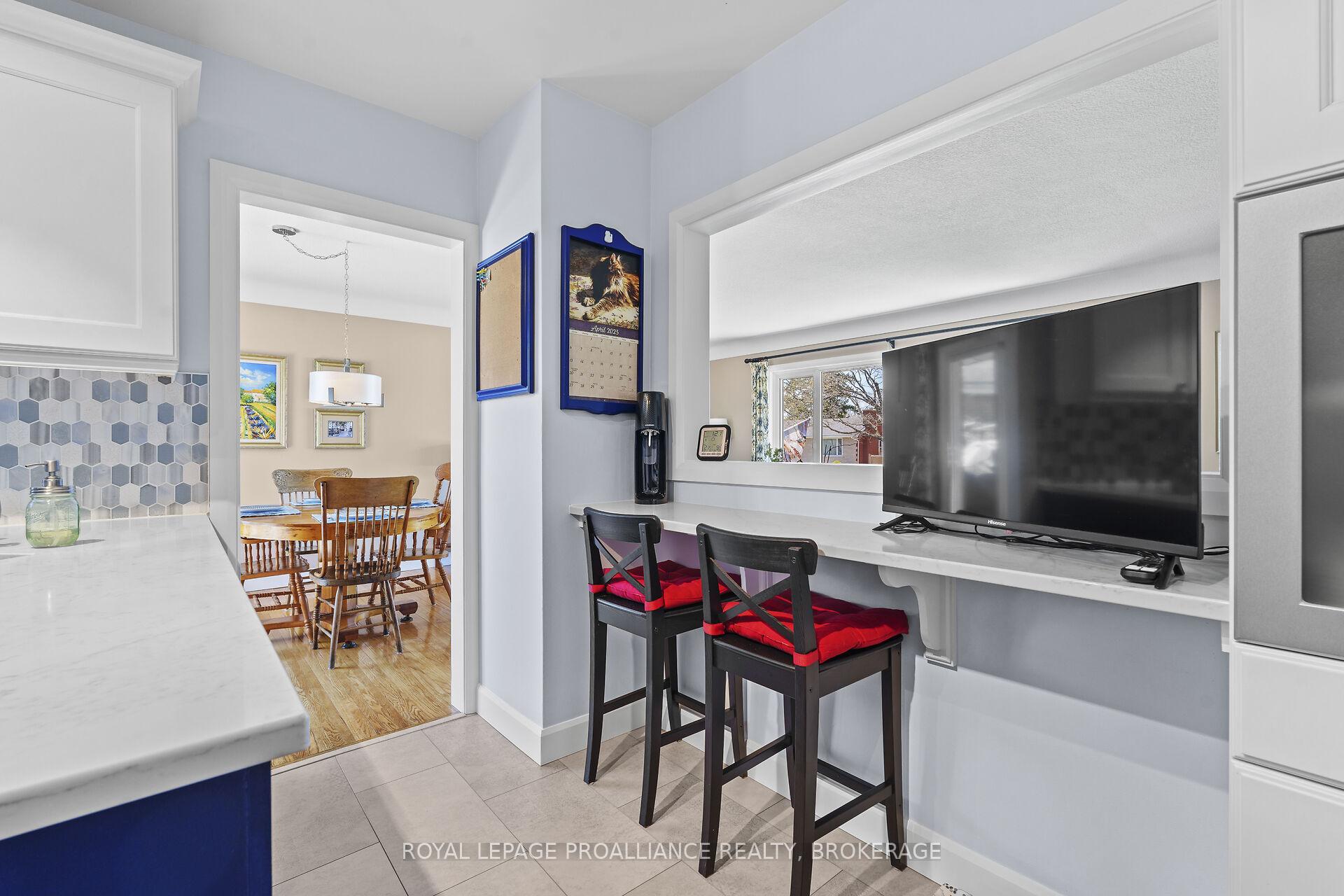 Photo 13 of 37 Robert Wallace Drive, Kingston, Central City West — HOMEH