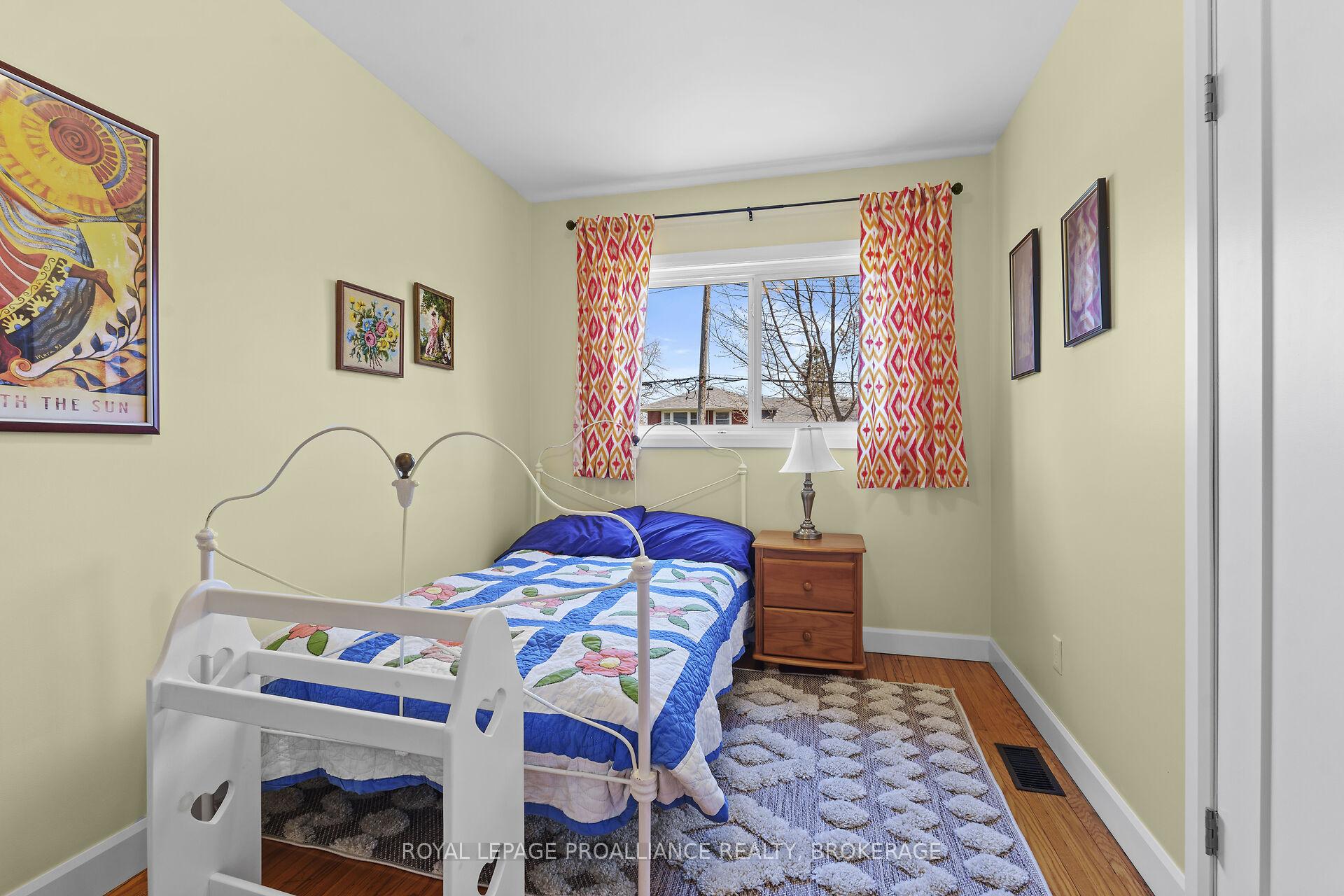 Photo 18 of 37 Robert Wallace Drive, Kingston, Central City West — HOMEH