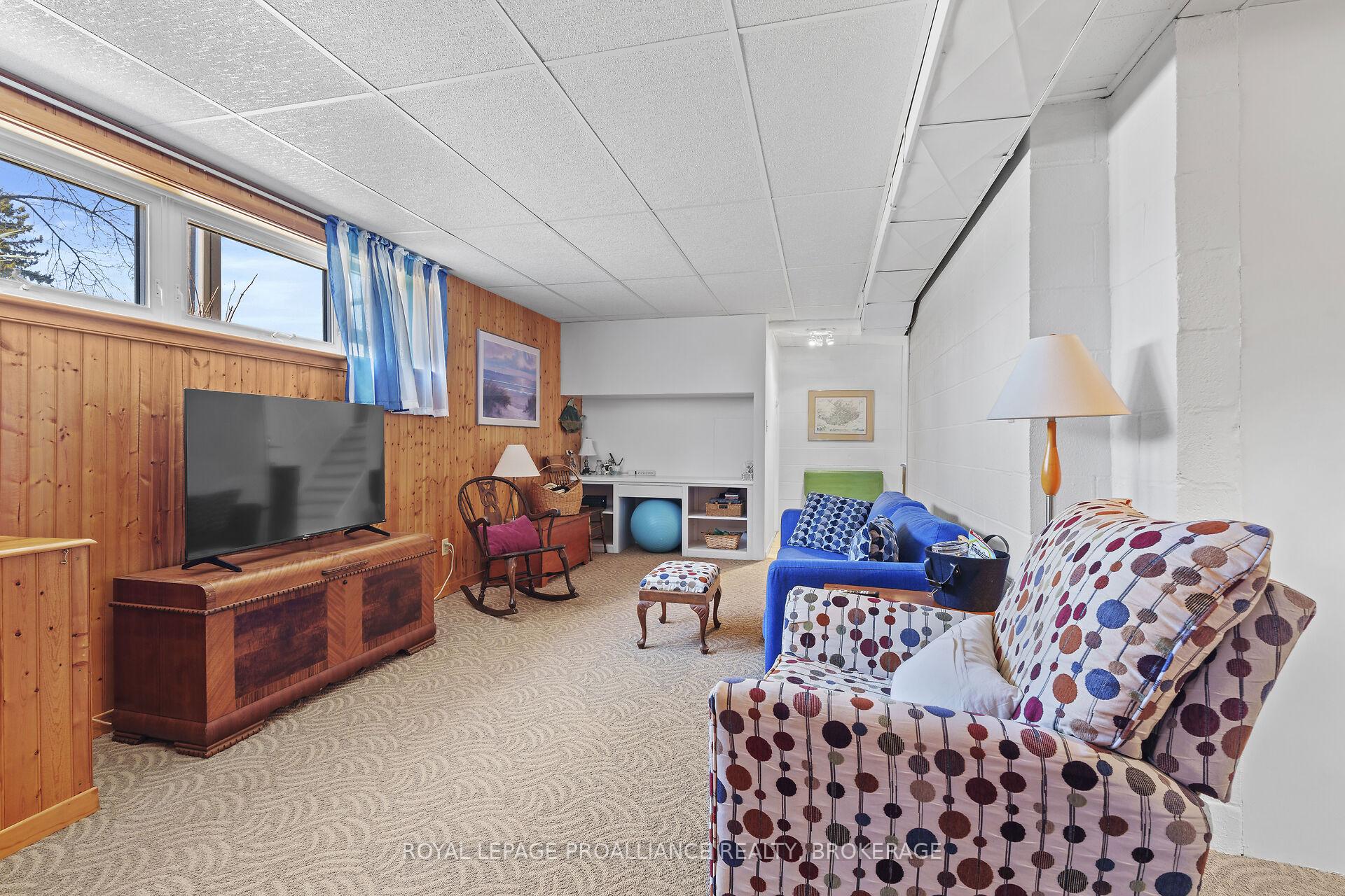 Photo 25 of 37 Robert Wallace Drive, Kingston, Central City West — HOMEH