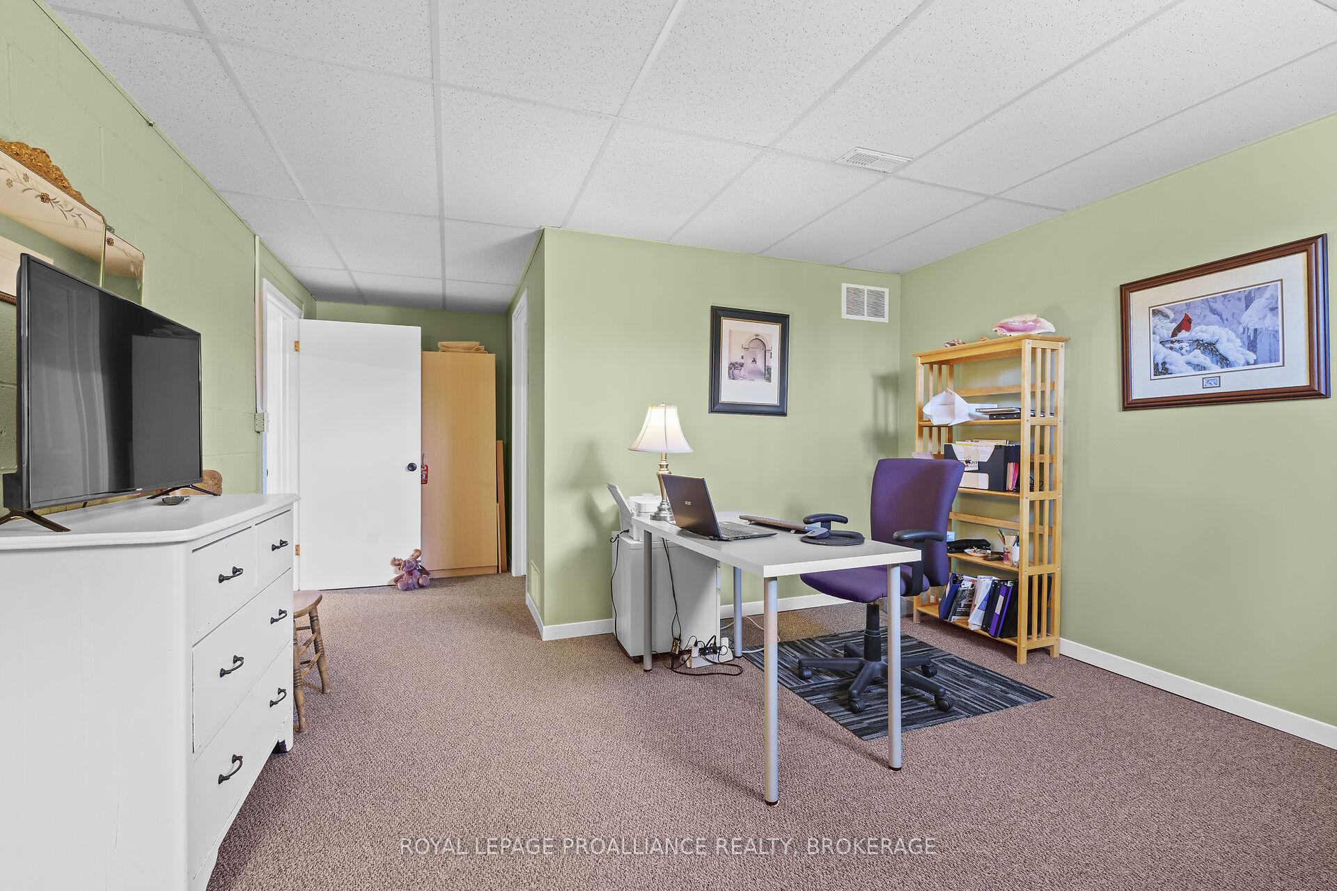 Photo 28 of 37 Robert Wallace Drive, Kingston, Central City West — HOMEH