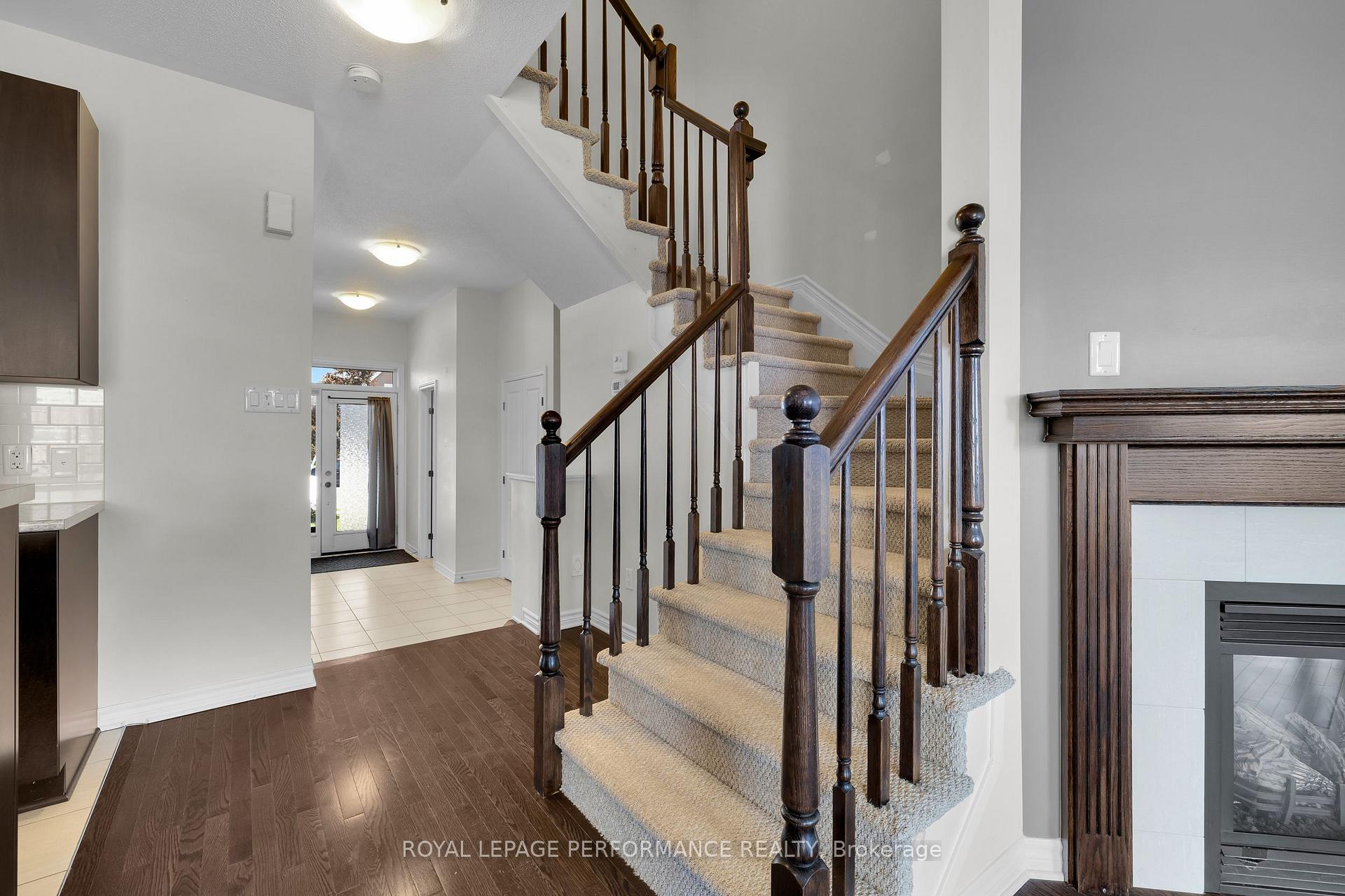Photo 5 of 429 Gerry Lalonde Drive, Ottawa, Avalon West — HOMEH