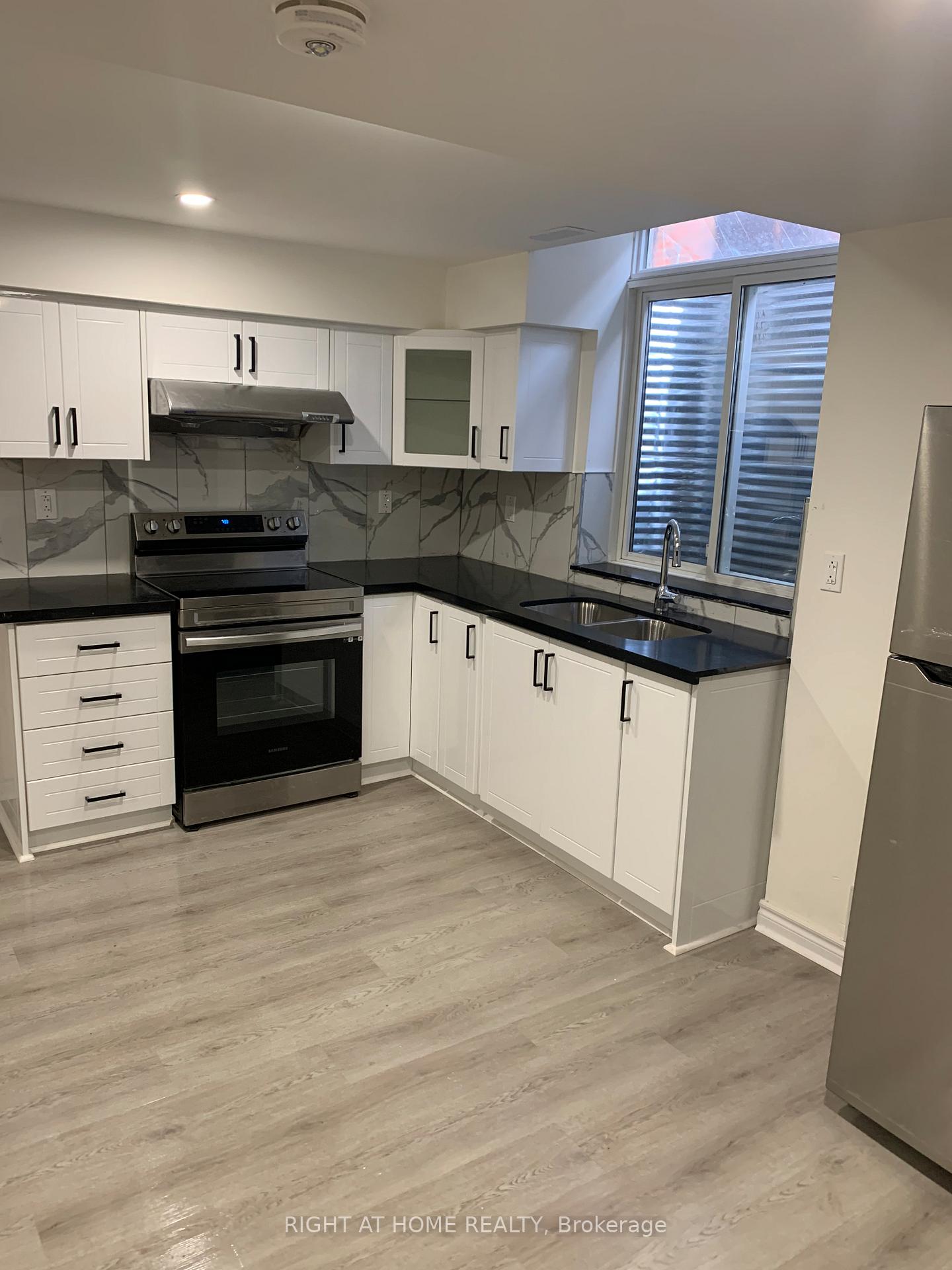 Photo 4 of Unit Basement, 75 Kings College Road, Markham, Aileen-Willowbrook — HOMEH