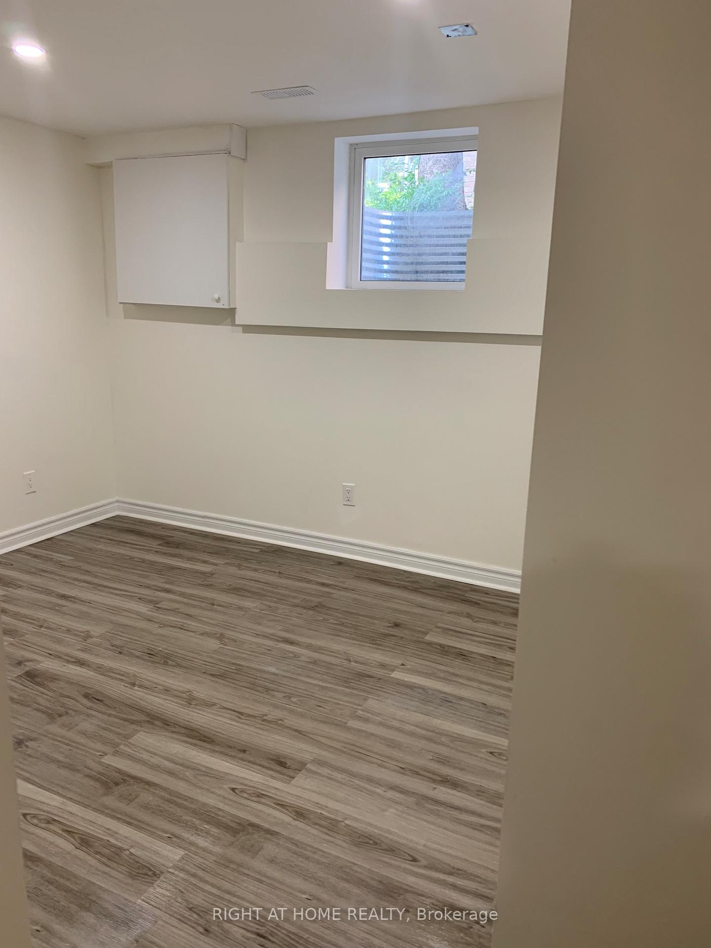 Photo 6 of Unit Basement, 75 Kings College Road, Markham, Aileen-Willowbrook — HOMEH