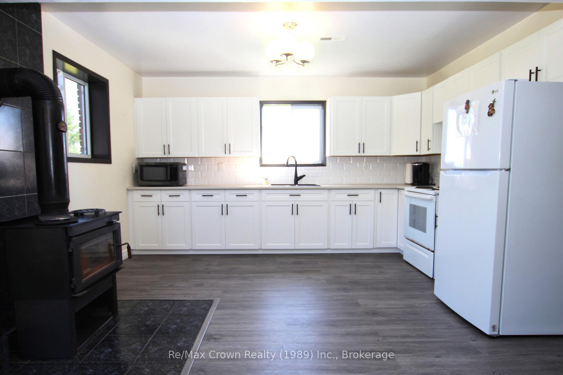 Photo 11 of 6641 534 Highway, Parry Sound Remote Area, Restoule — HOMEH
