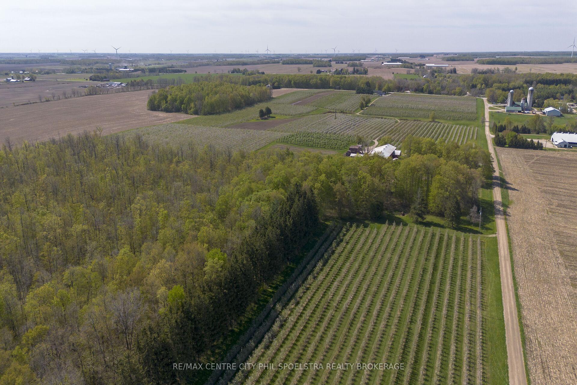 Photo 6 of 1355 Ausable Road, North Middlesex, Rural North Middlesex — HOMEH