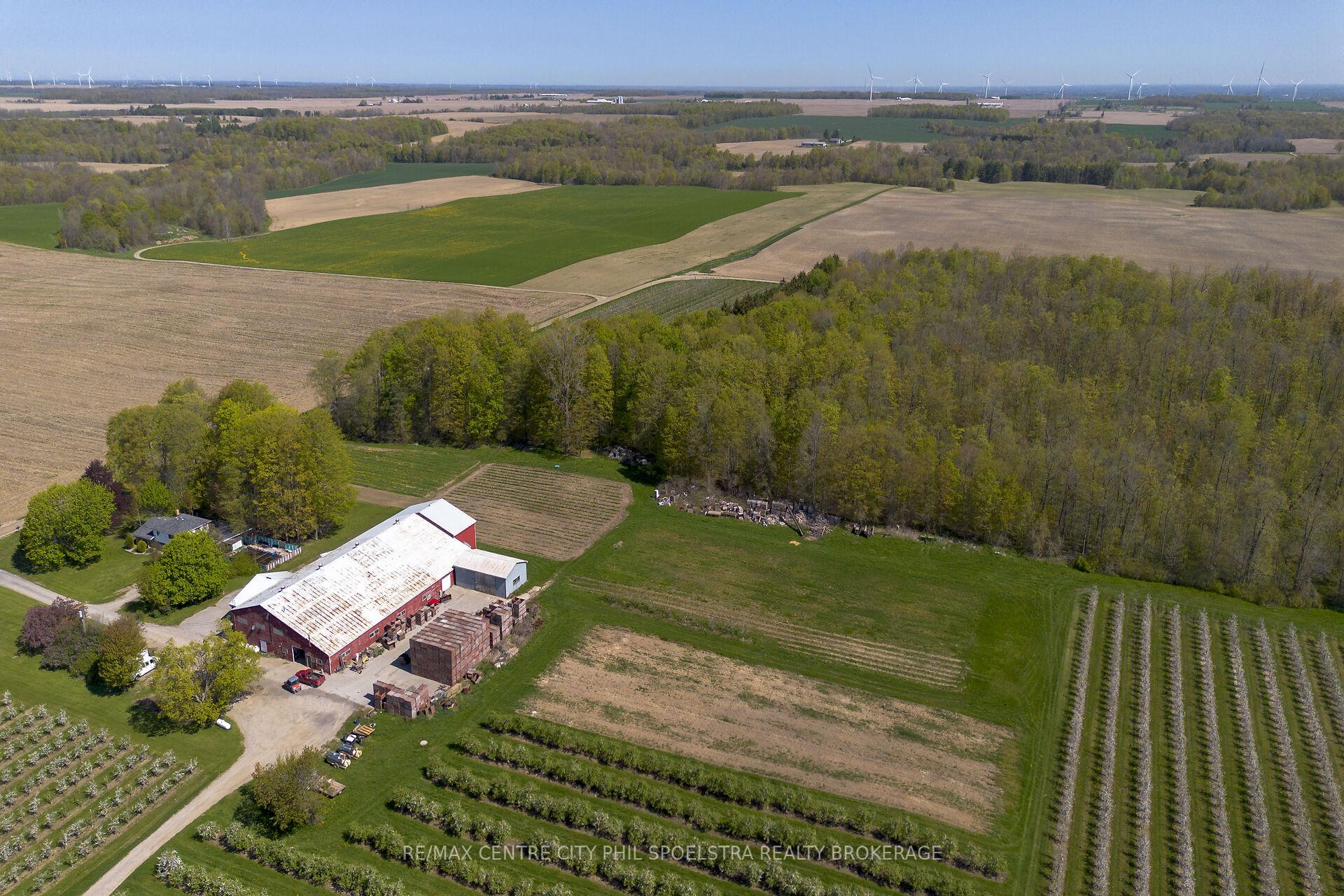 Photo 28 of 1355 Ausable Road, North Middlesex, Rural North Middlesex — HOMEH
