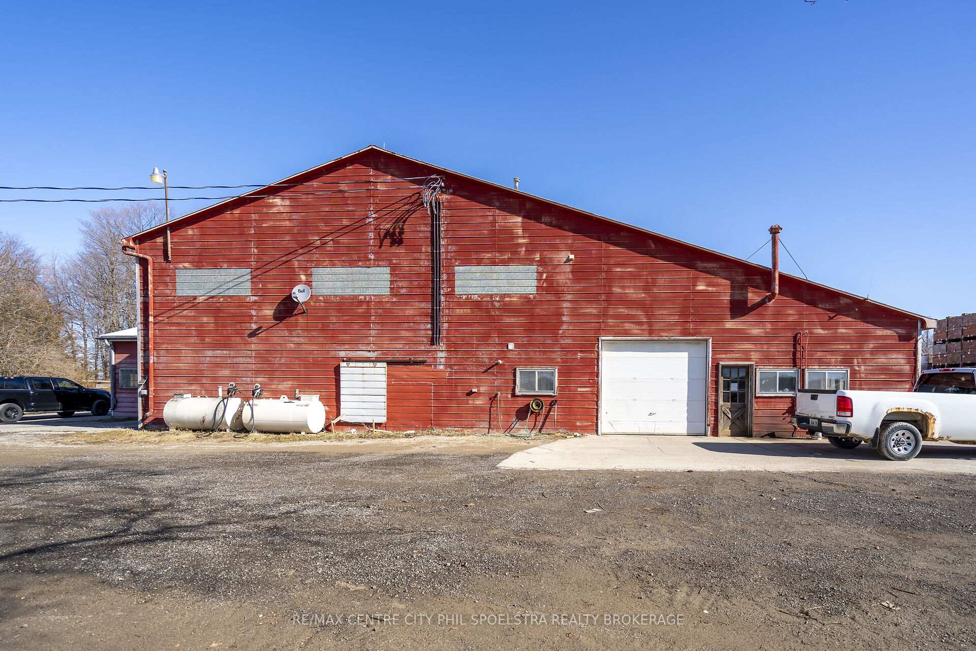 Photo 33 of 1355 Ausable Road, North Middlesex, Rural North Middlesex — HOMEH