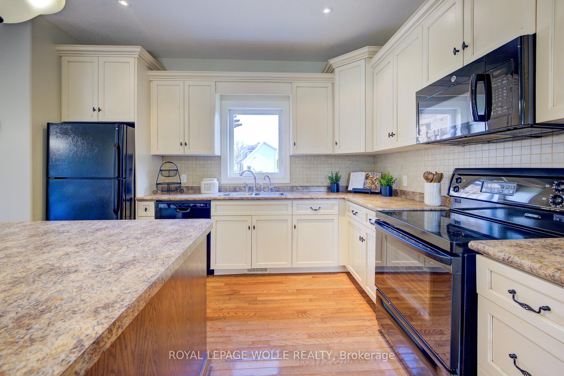 Photo 14 of 4095 Princess Street, Perth East, Millbank — HOMEH