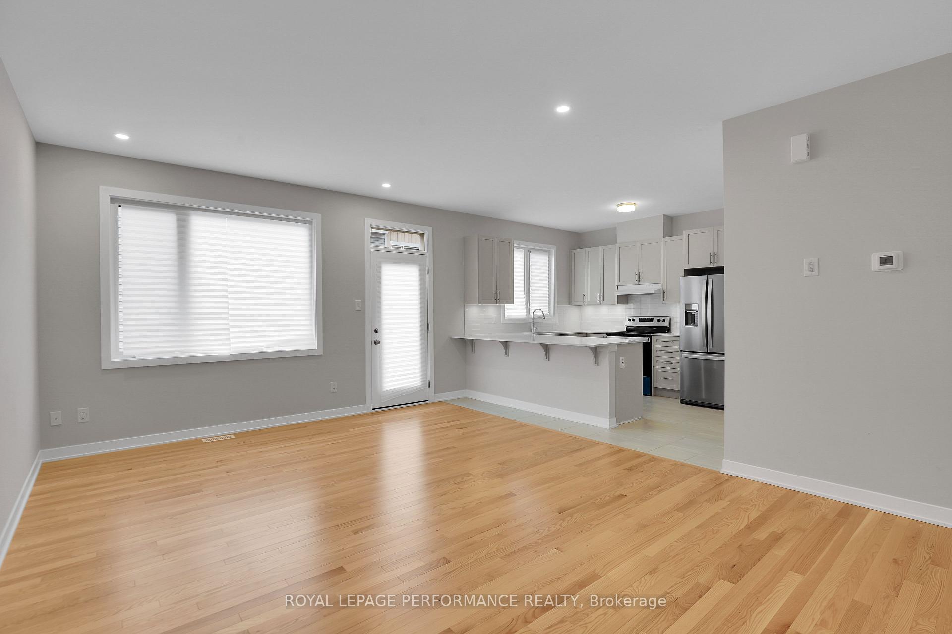 Photo 8 of 94 Pizzicato Street, Ottawa, Mer Bleue/Bradley Estates/Anderson Park — HOMEH