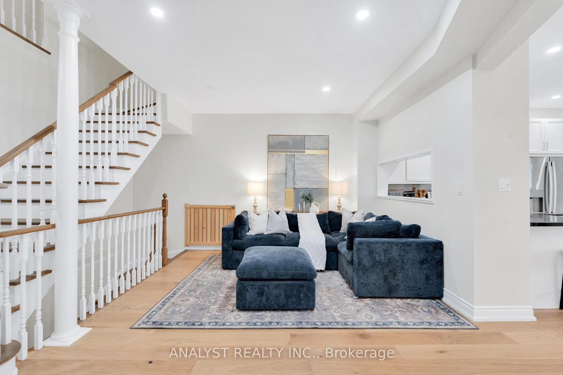 Photo 8 of 365 Isaac Murray Avenue, Vaughan, Maple — HOMEH