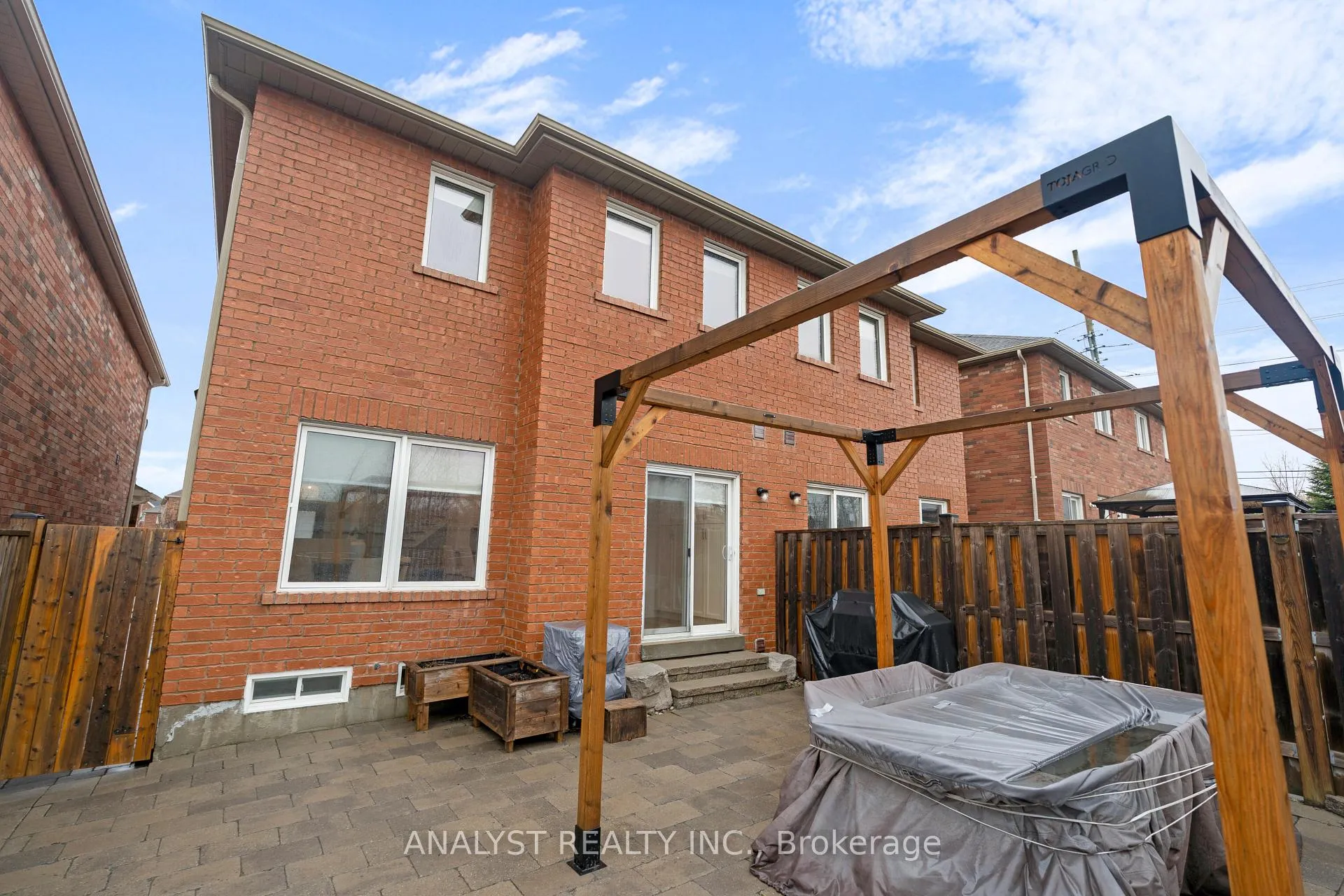 Photo 32 of 365 Isaac Murray Avenue, Vaughan, Maple — HOMEH
