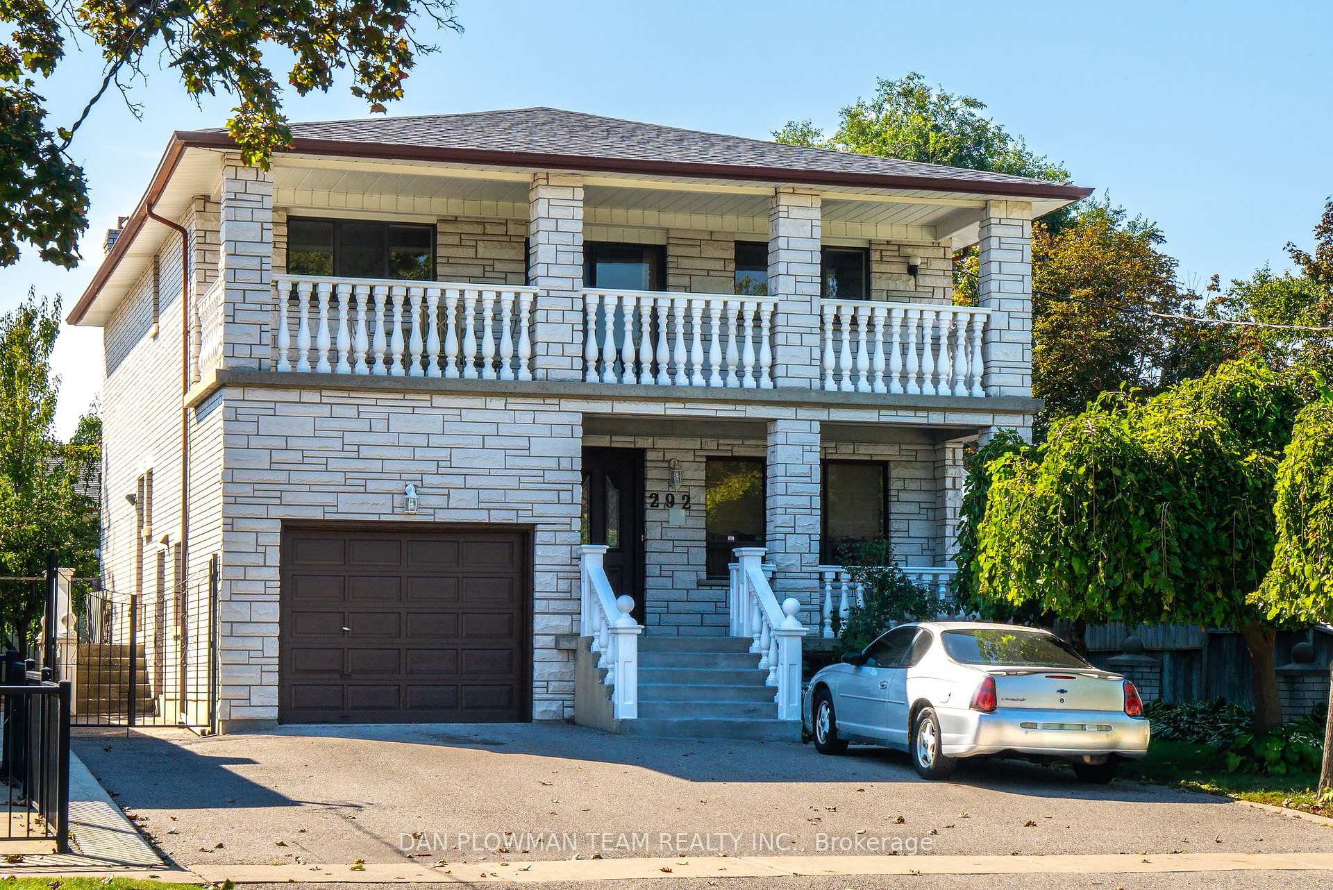 Photo 1 of 292 Gibbons Street, Oshawa, McLaughlin — HOMEH