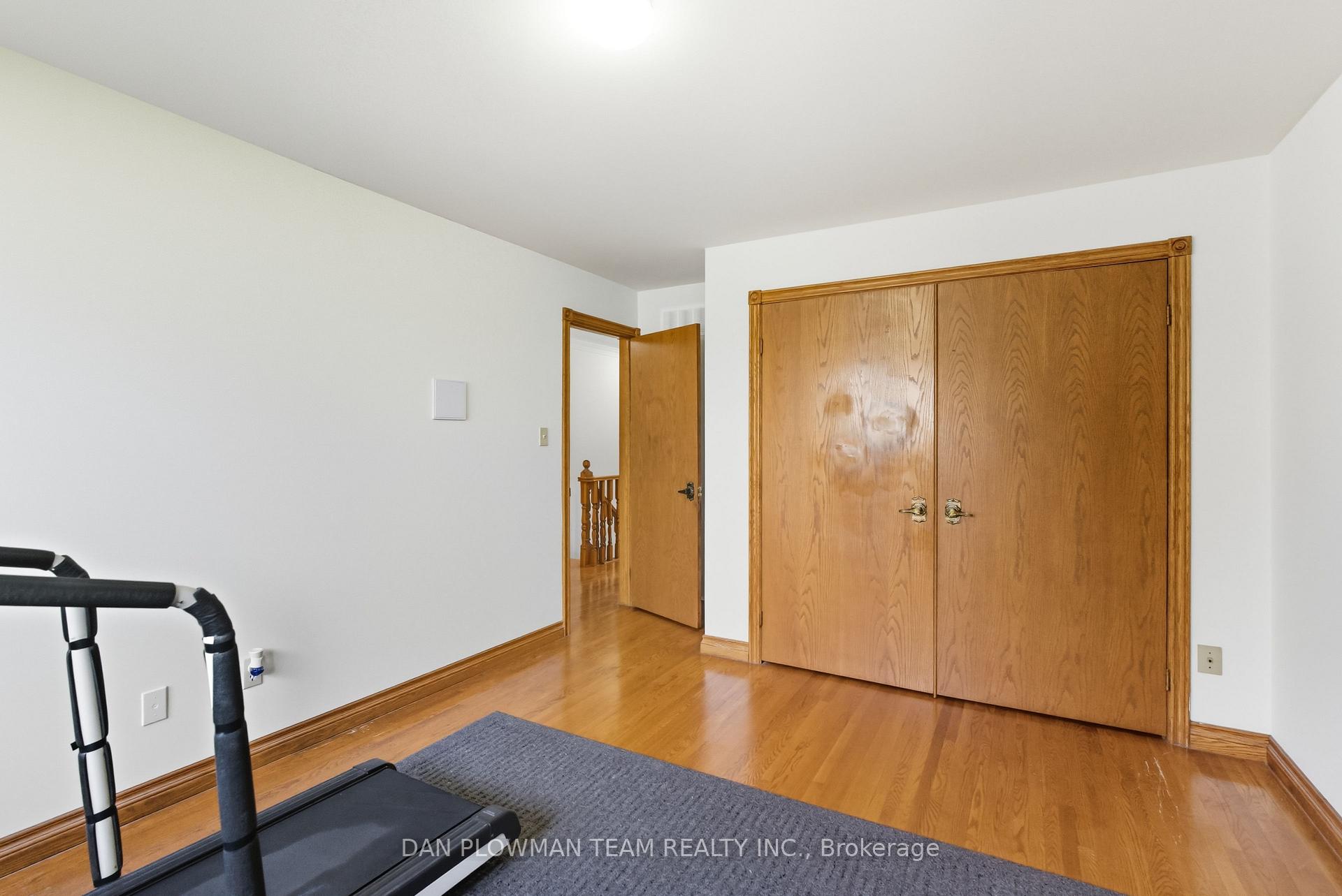 Photo 25 of 292 Gibbons Street, Oshawa, McLaughlin — HOMEH