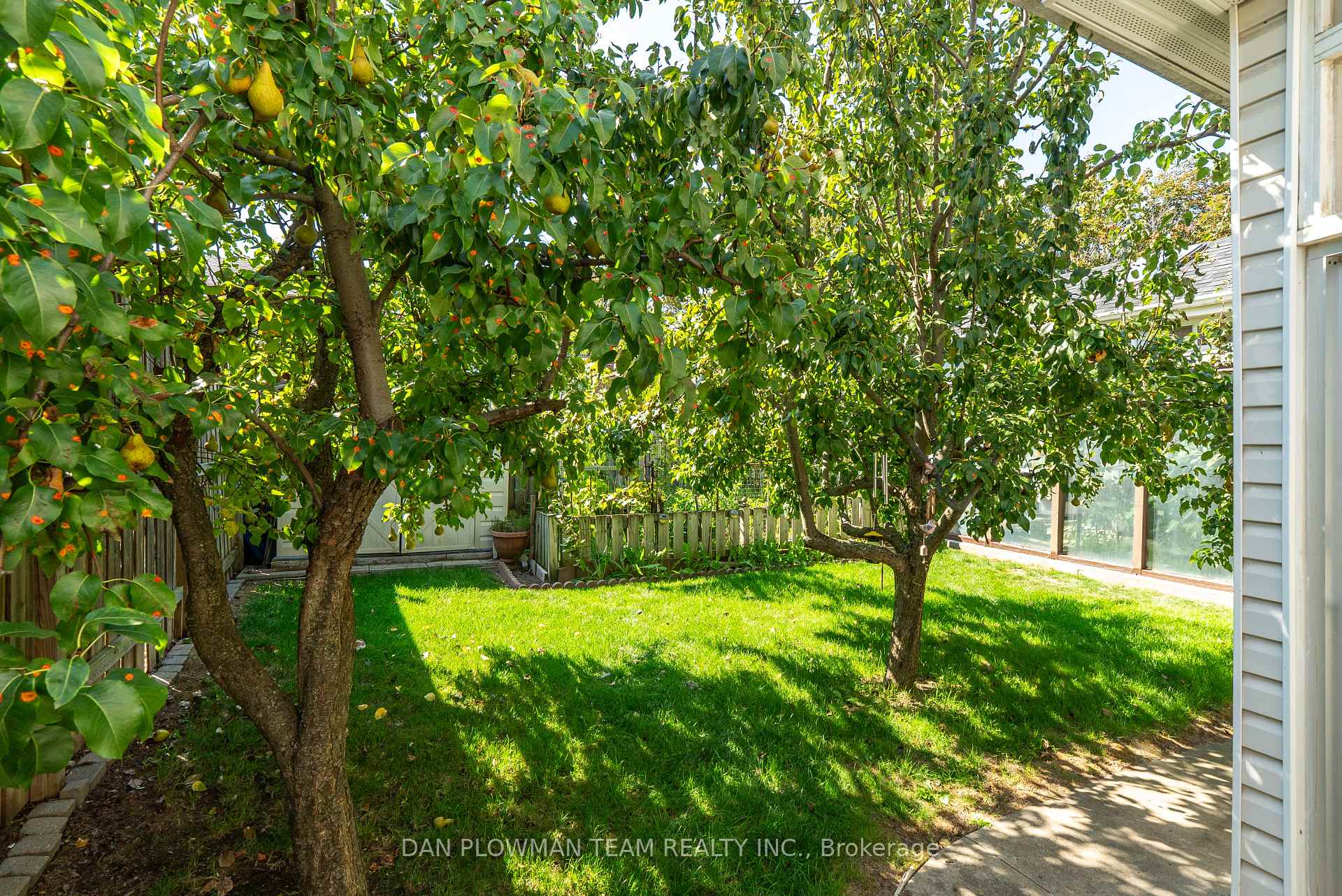 Photo 46 of 292 Gibbons Street, Oshawa, McLaughlin — HOMEH