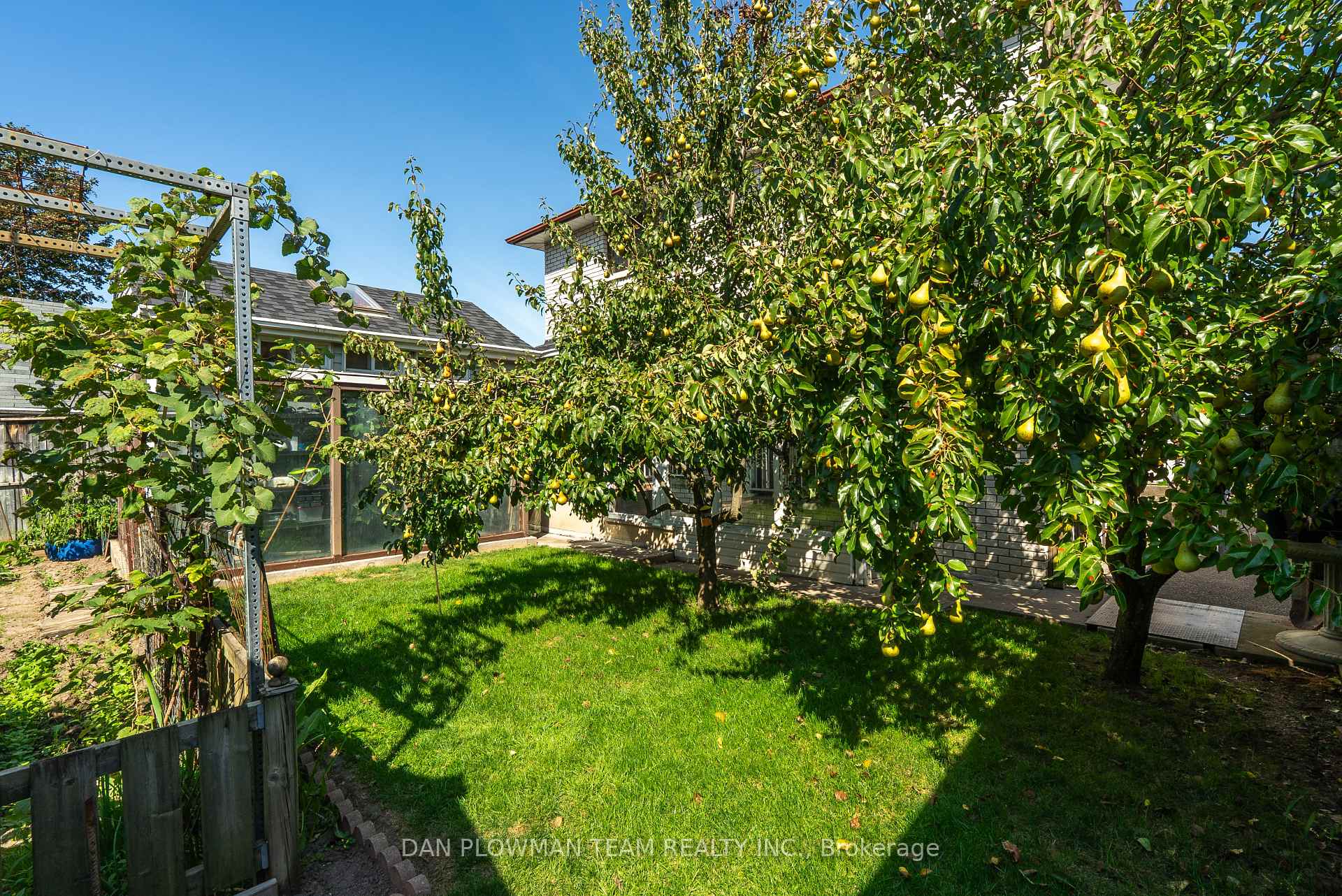 Photo 47 of 292 Gibbons Street, Oshawa, McLaughlin — HOMEH